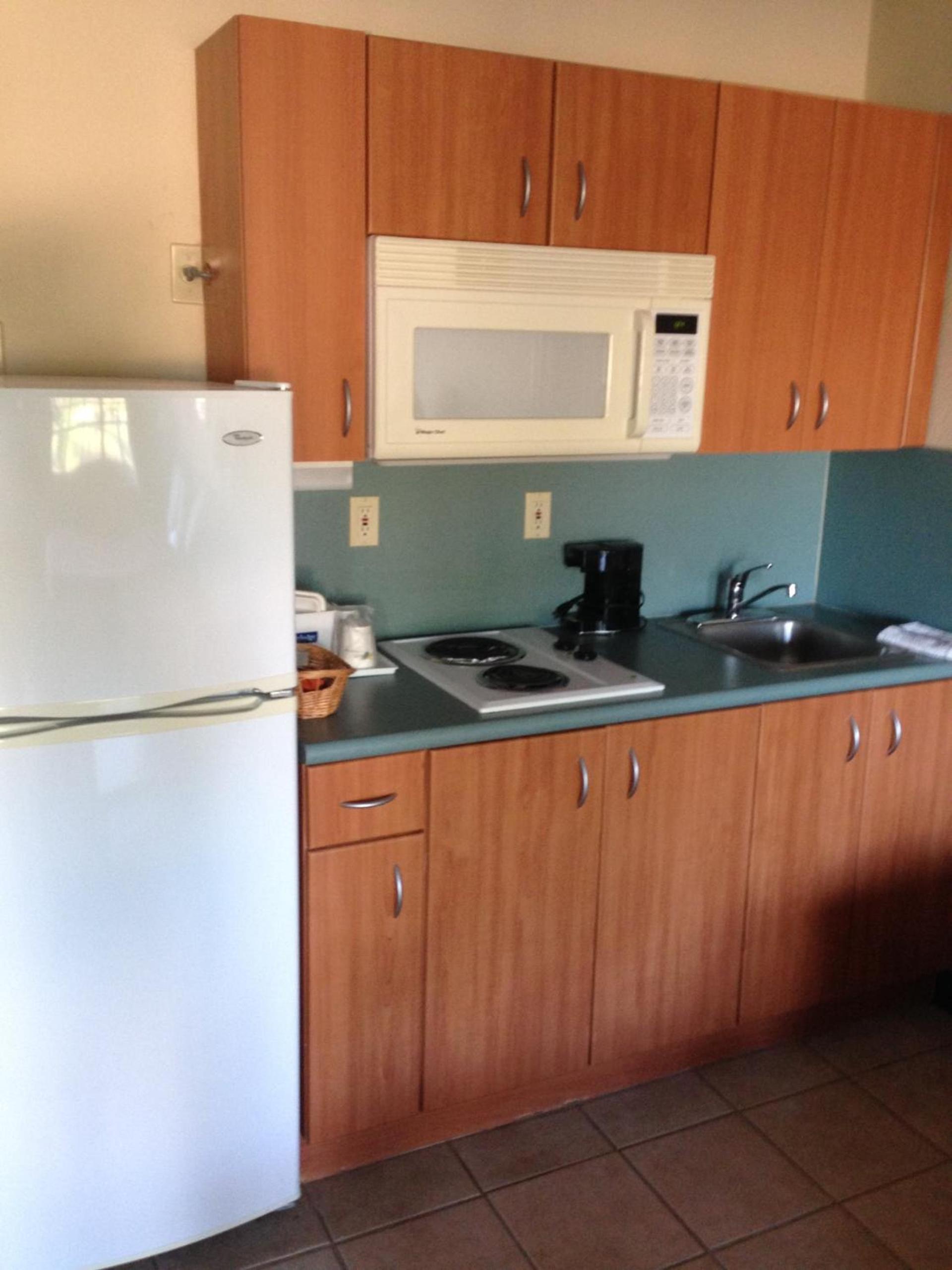 Travelodge Suites by Wyndham Lake Okeechobee photo 24