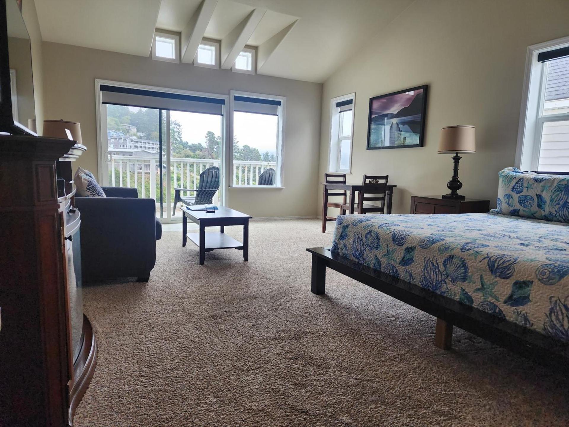 Inn at Arch Rock photo 43