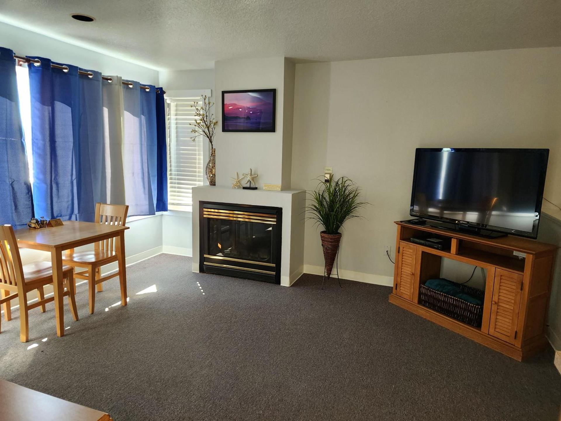 Inn at Arch Rock photo 60