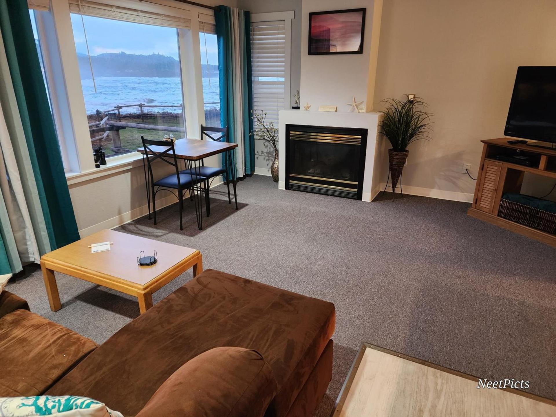 Inn at Arch Rock photo 65