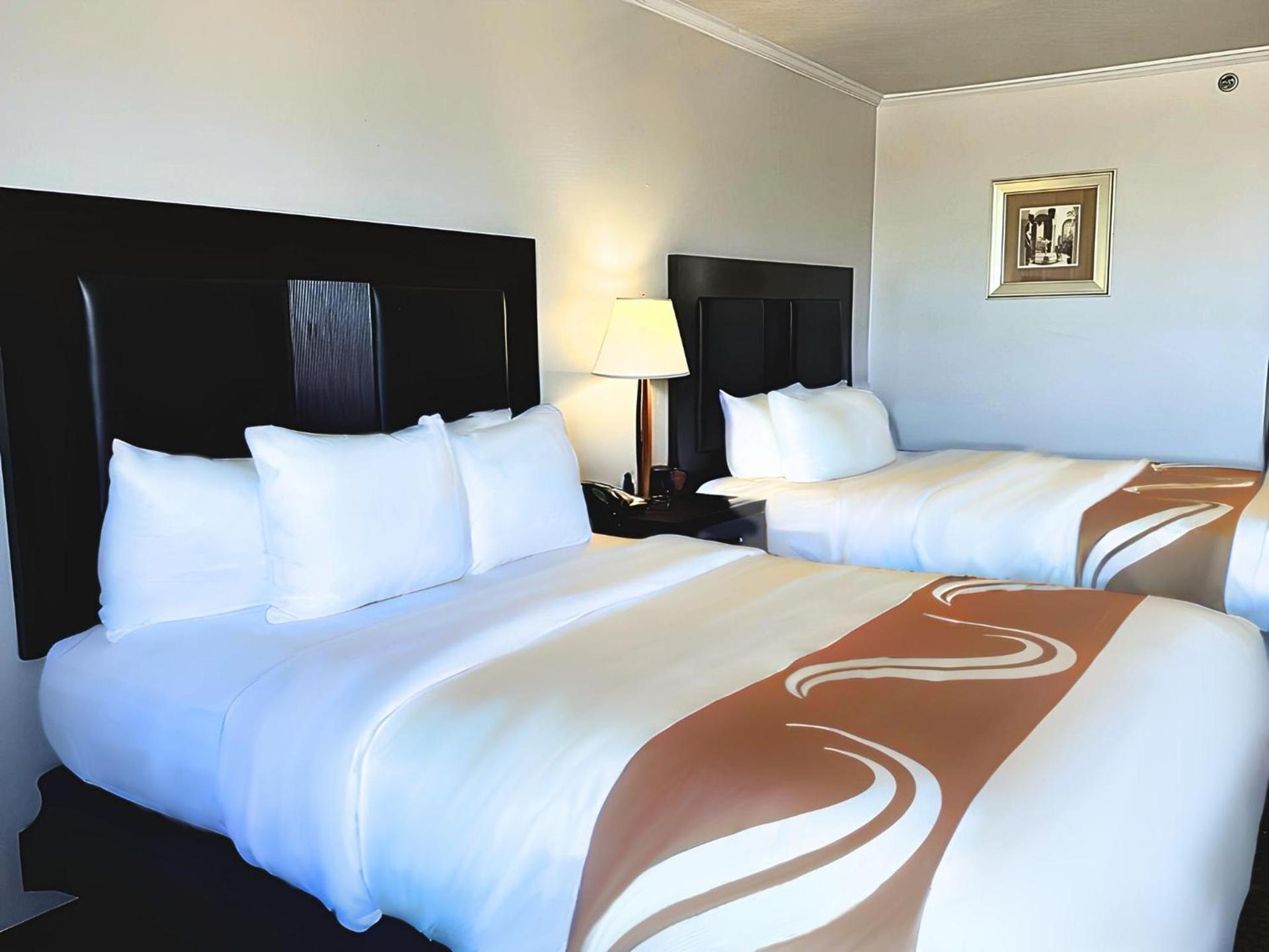 Quality Inn Fort Worth - Downtown East photo 10