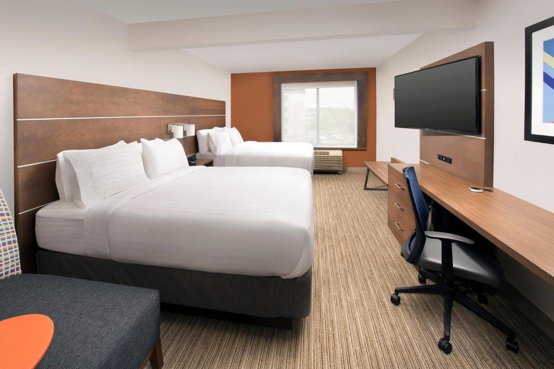 Holiday Inn Express & Suites Baltimore - BWI Airport North by IHG photo 26