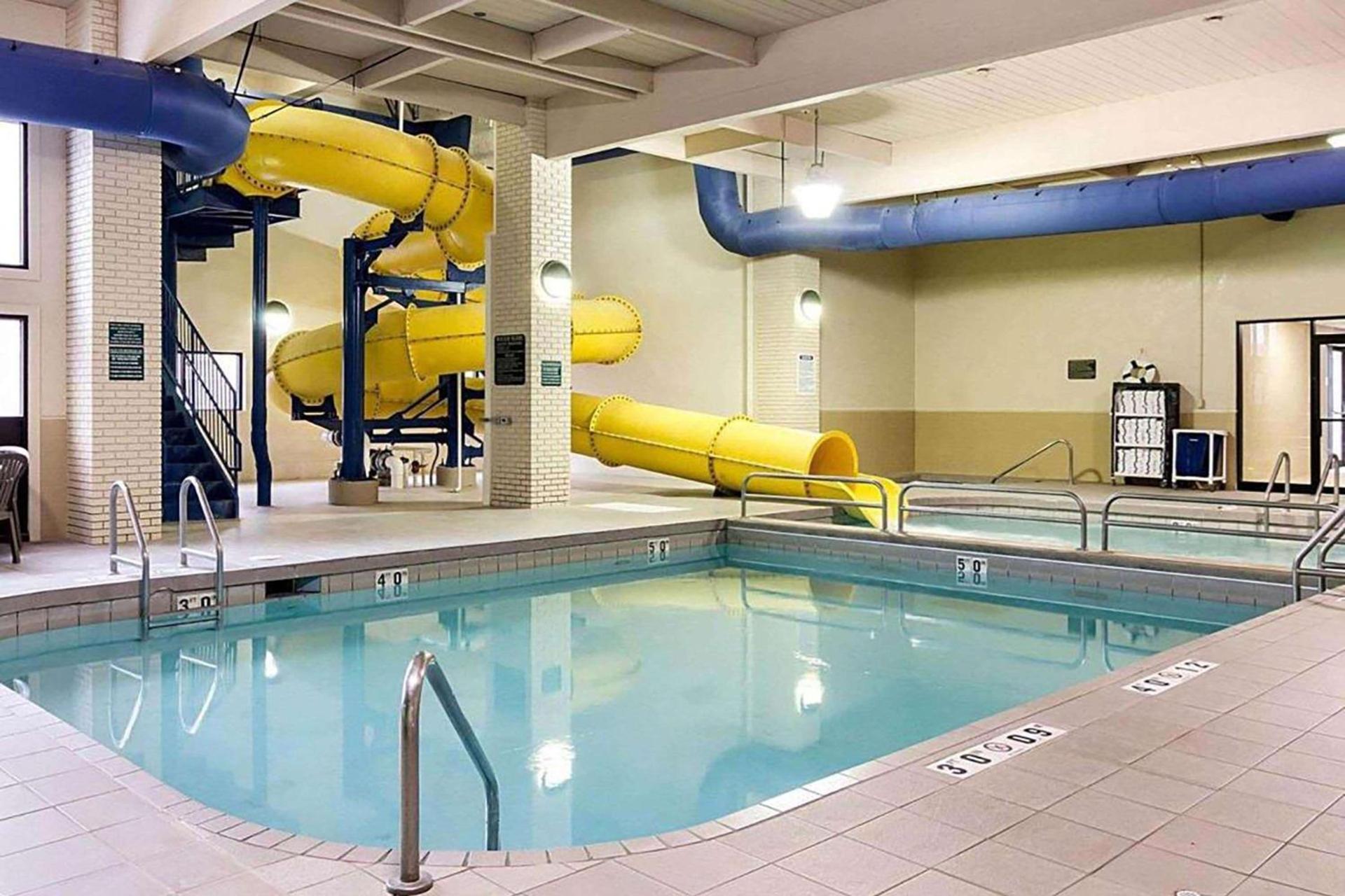 Baymont by Wyndham Jamestown Conference Center & Water Park photo 3