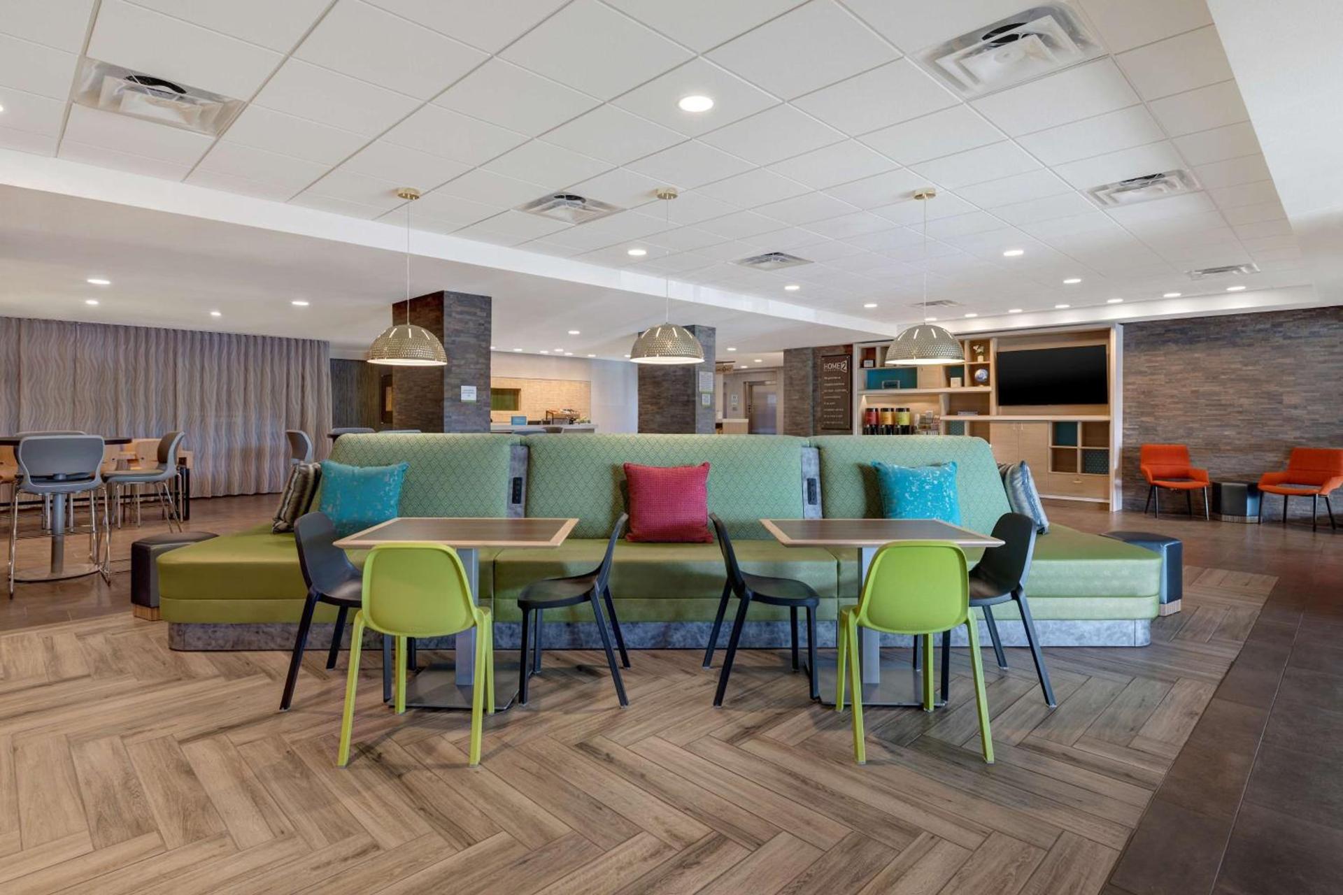 Home2 Suites By Hilton Las Vegas Southwest I-215 Curve photo 13