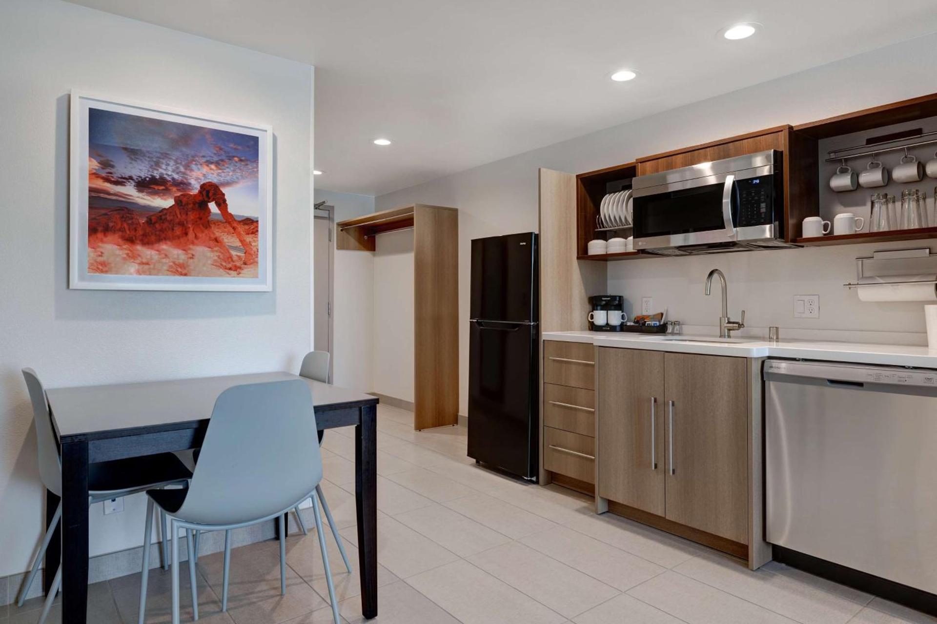 Home2 Suites By Hilton Las Vegas Southwest I-215 Curve photo 53