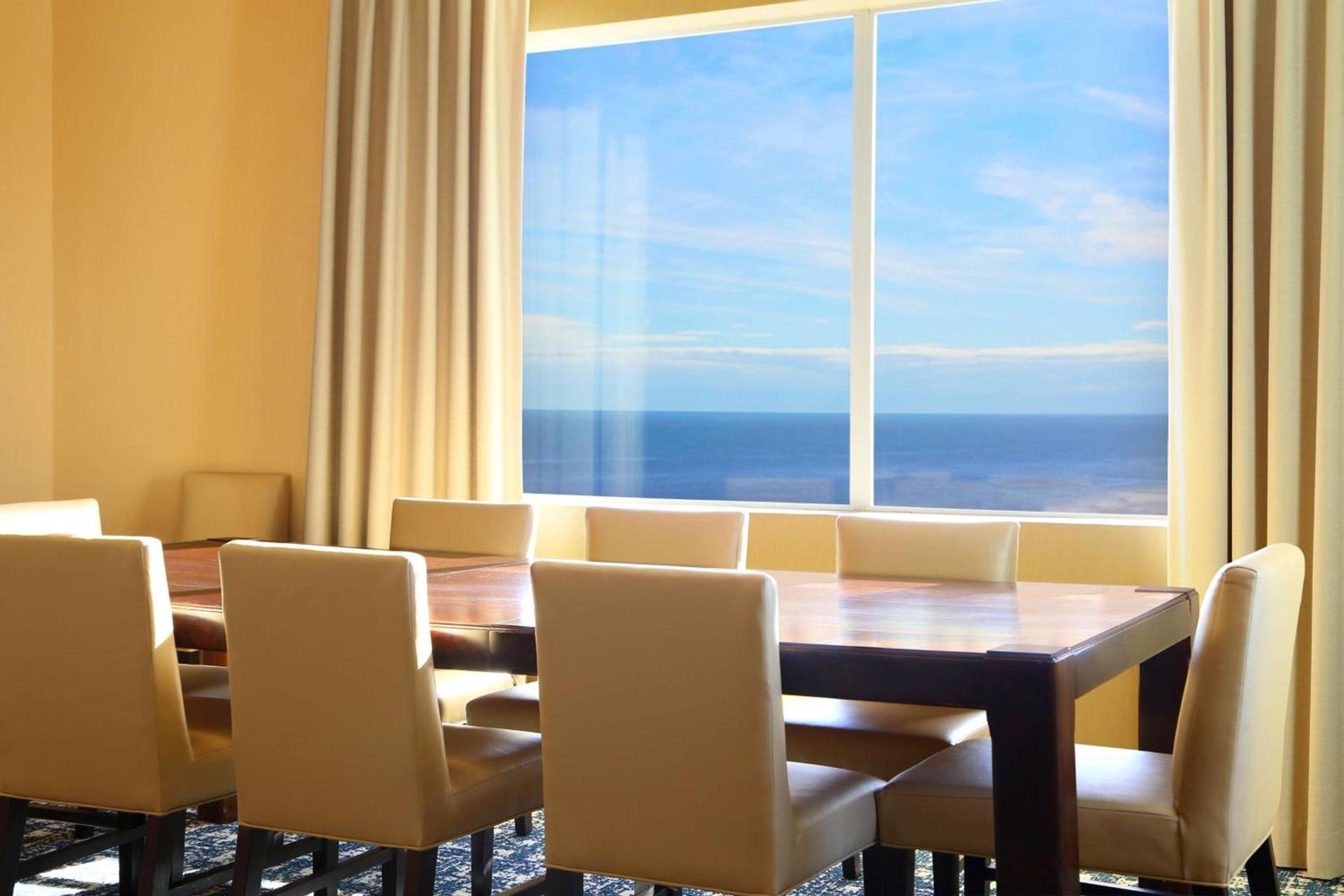 Hilton Suites Ocean City Oceanfront photo 57