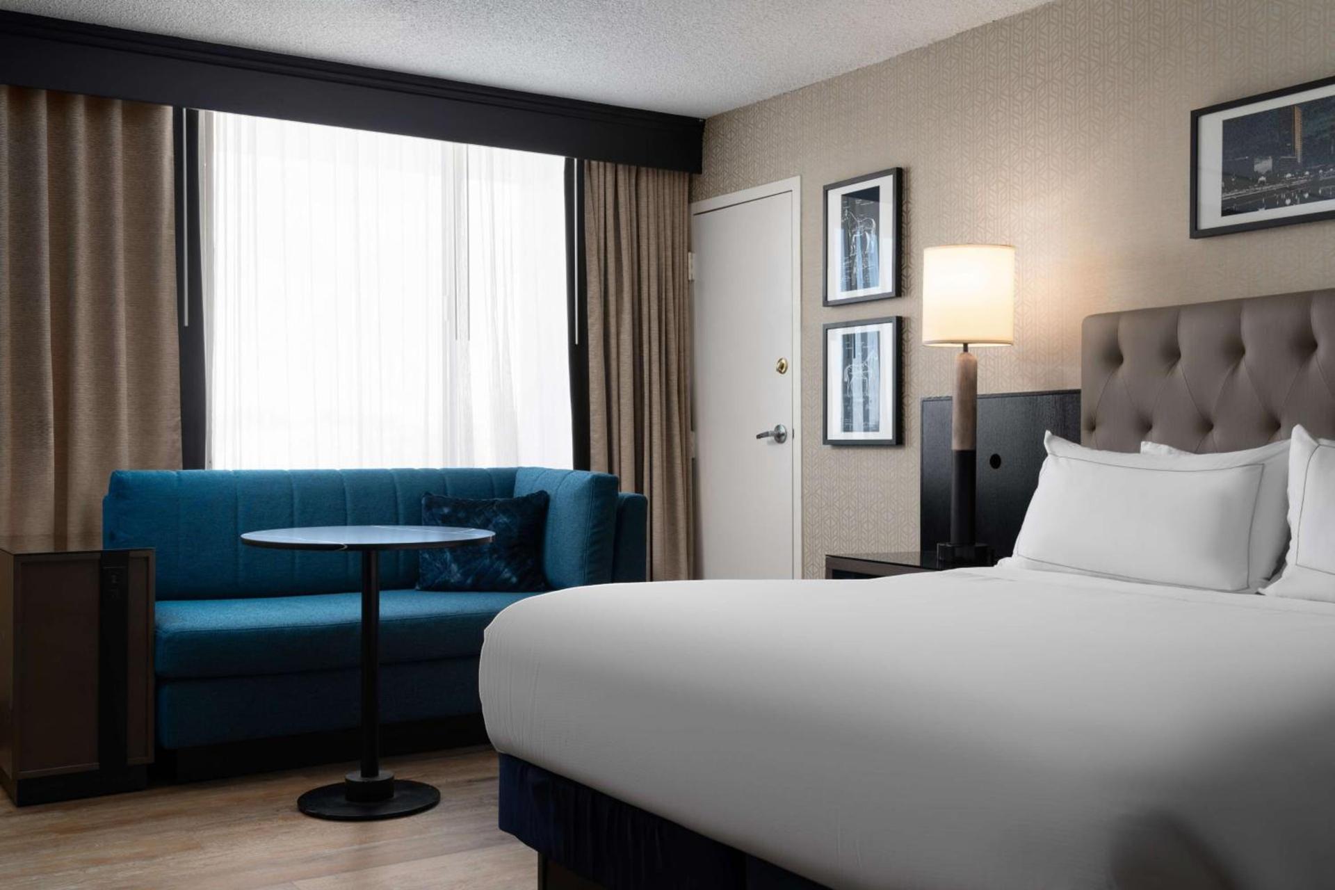 DoubleTree By Hilton Baltimore North Pikesville photo 33