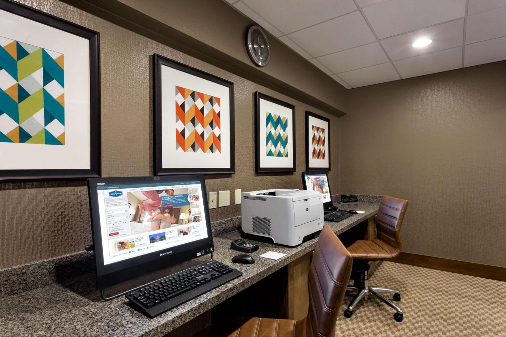 Hampton Inn and Suites Clayton/St. Louis-Galleria Area photo 45