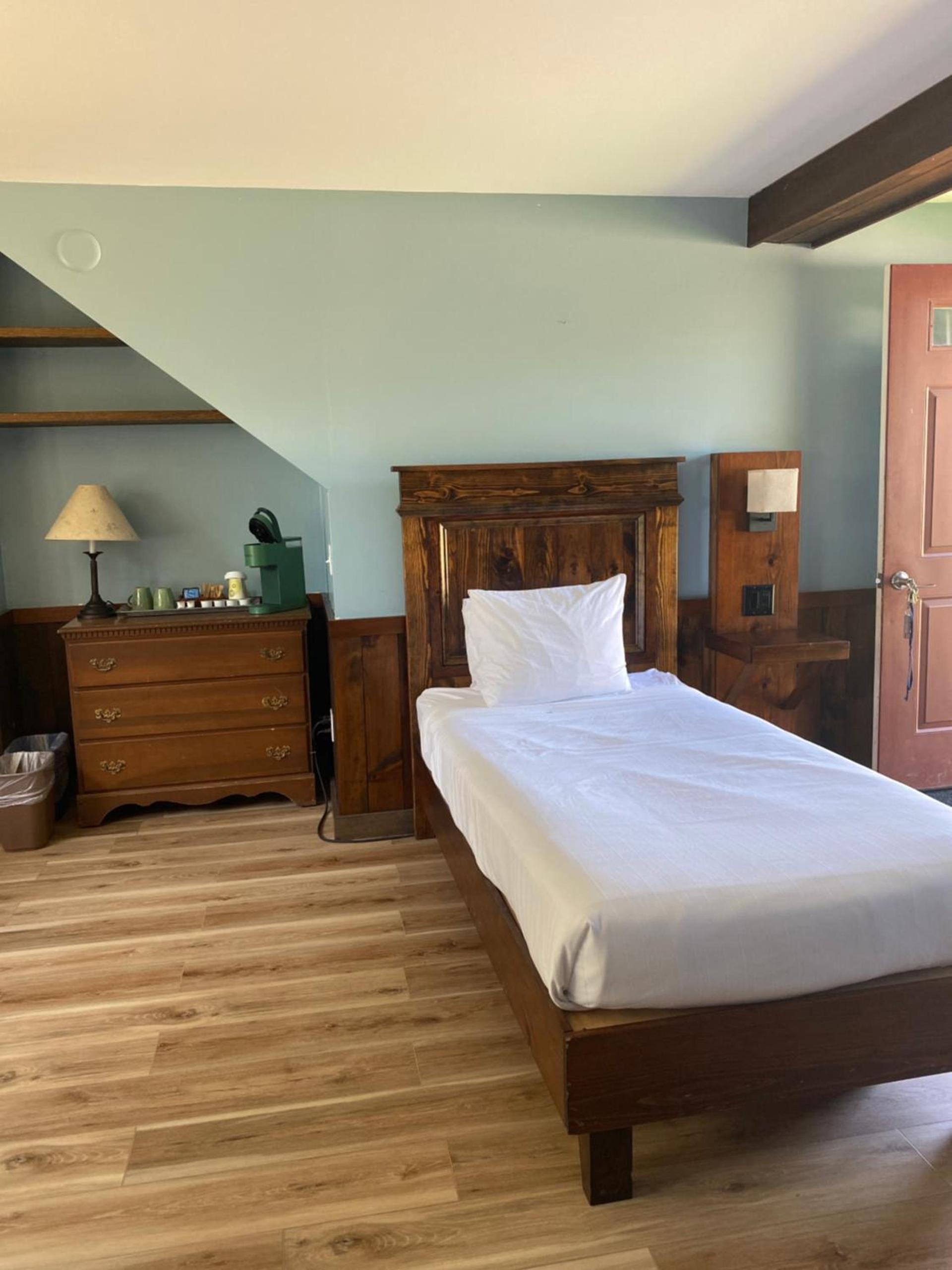The Wildflower Inn photo 69