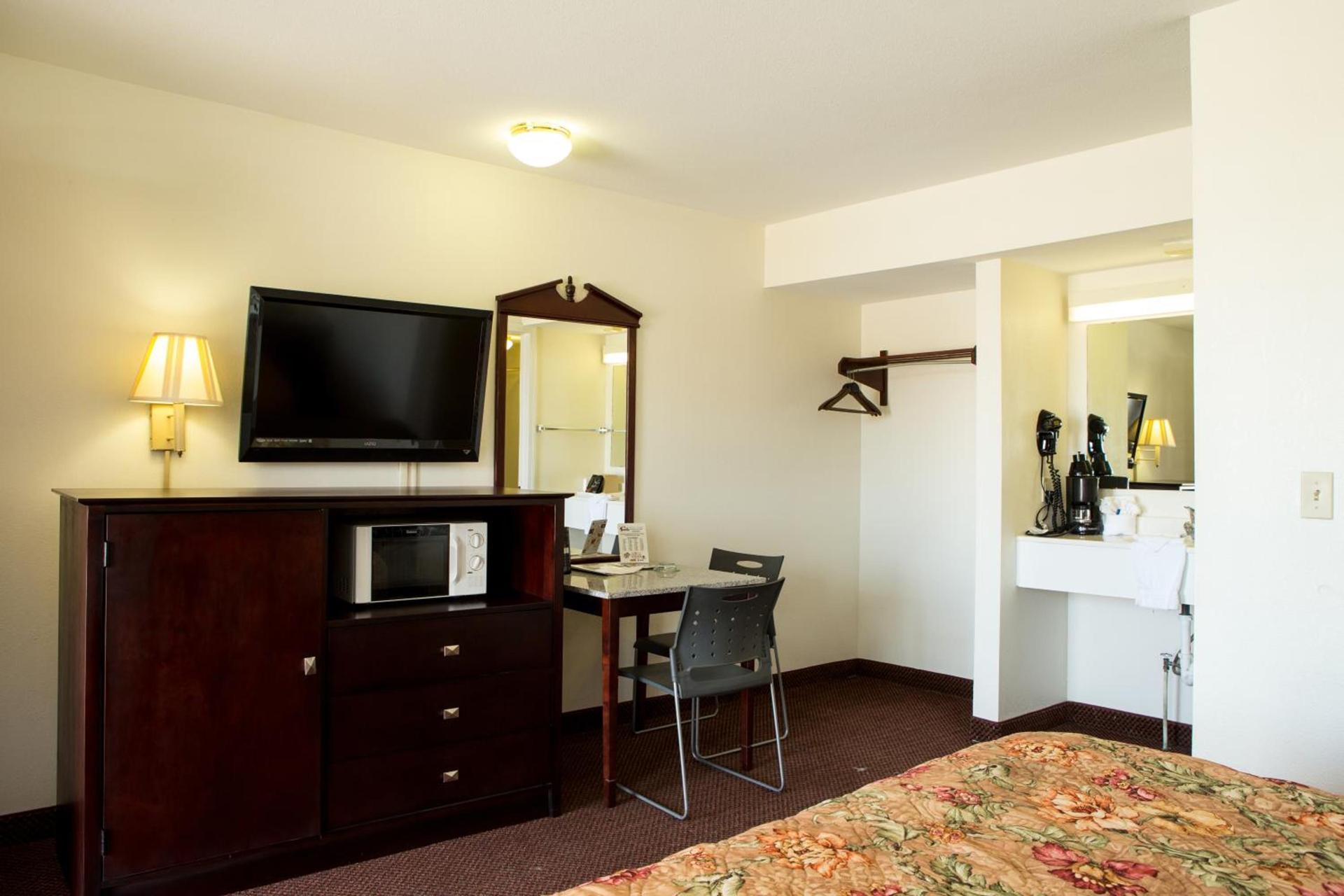 Sands Inn & Suites photo 54