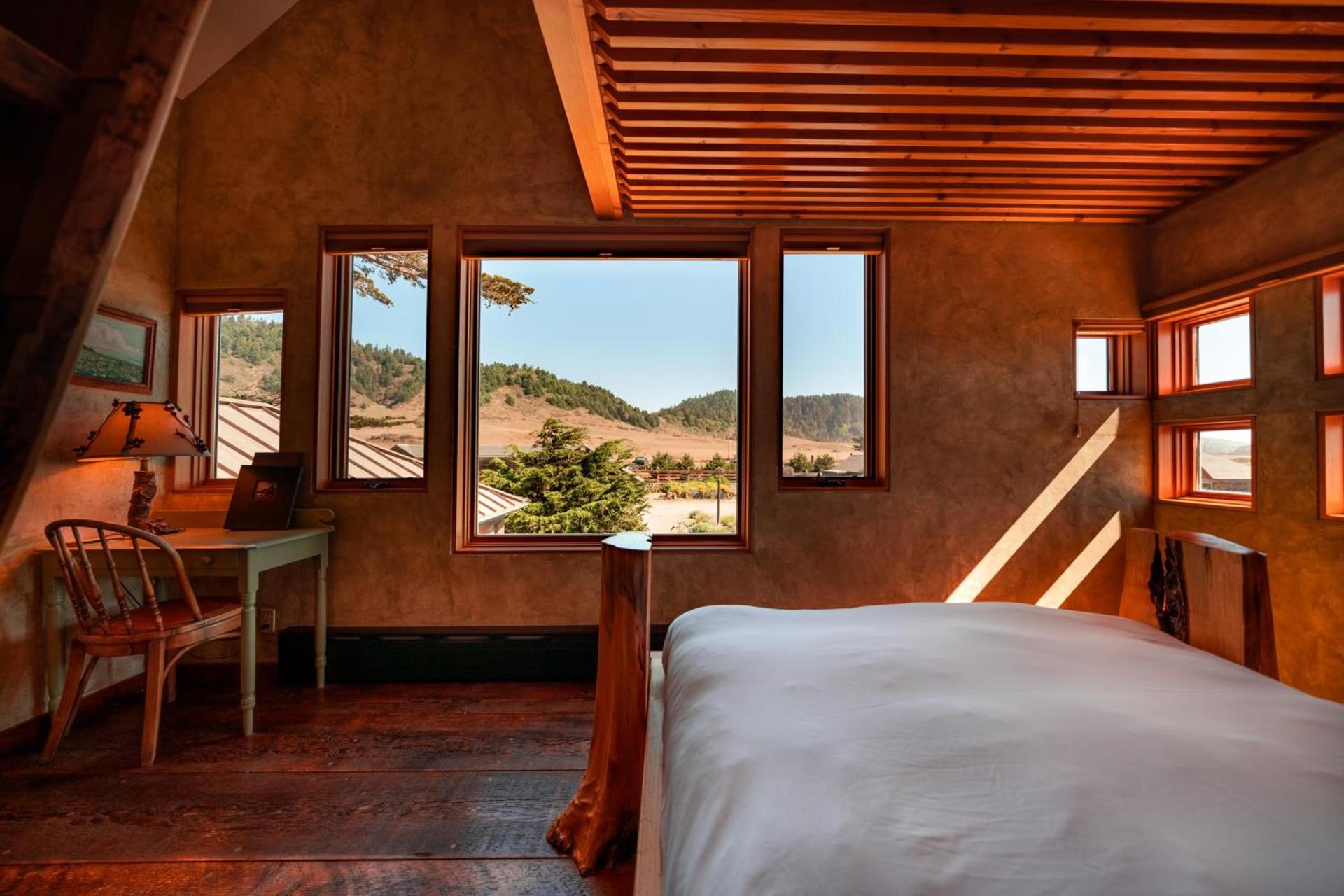 The Inn at Newport Ranch photo 28