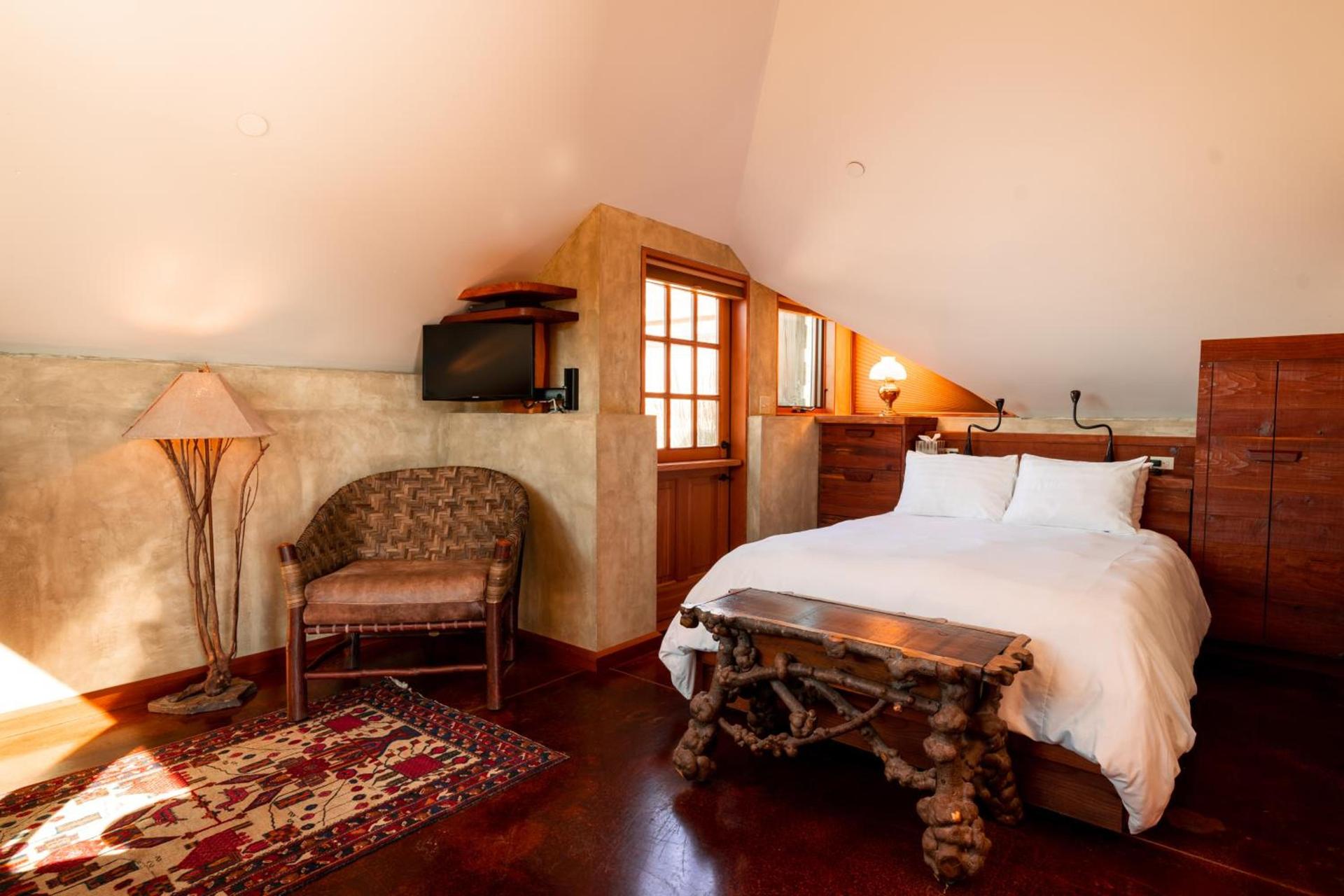 The Inn at Newport Ranch photo 23