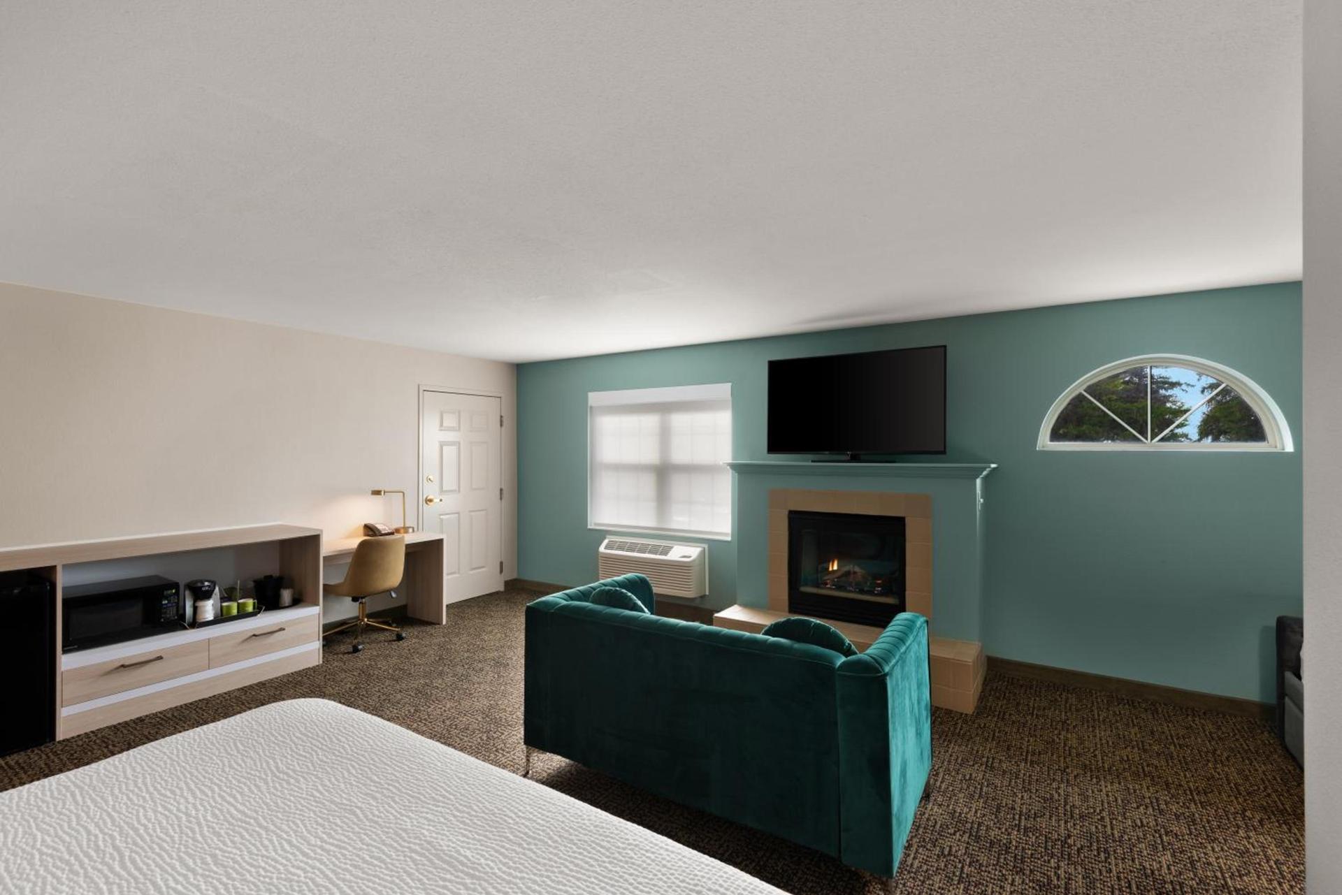 Wyndham Garden Galena Hotel & Day Spa photo 95