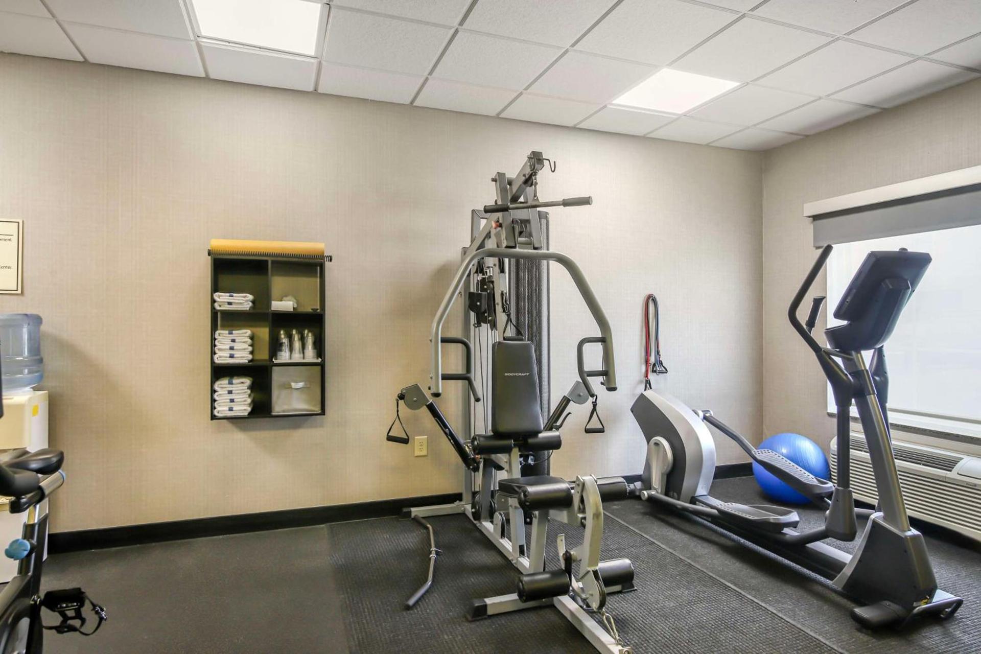Best Western Plus Brunswick Inn & Suites photo 28