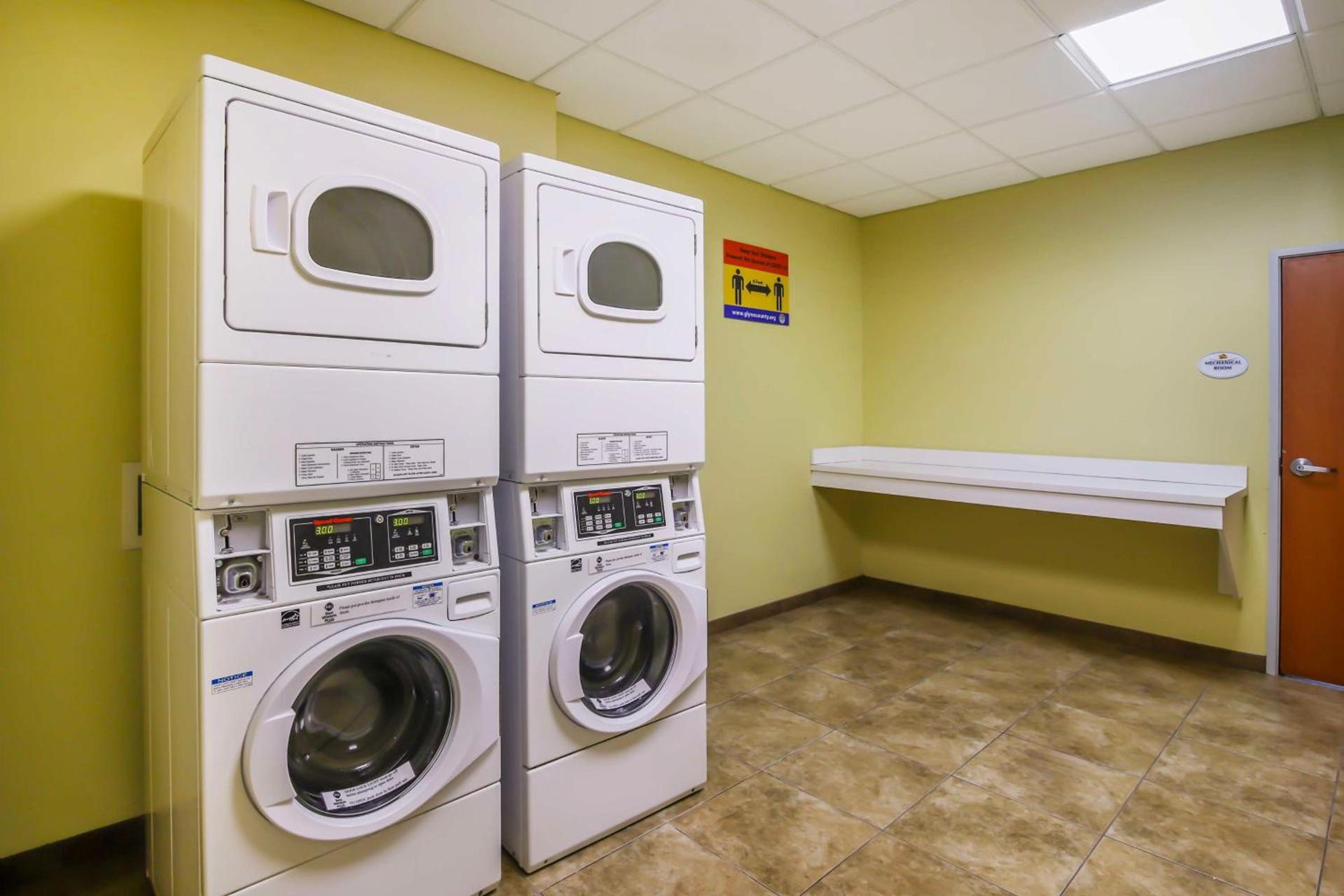 Best Western Plus Brunswick Inn & Suites photo 31