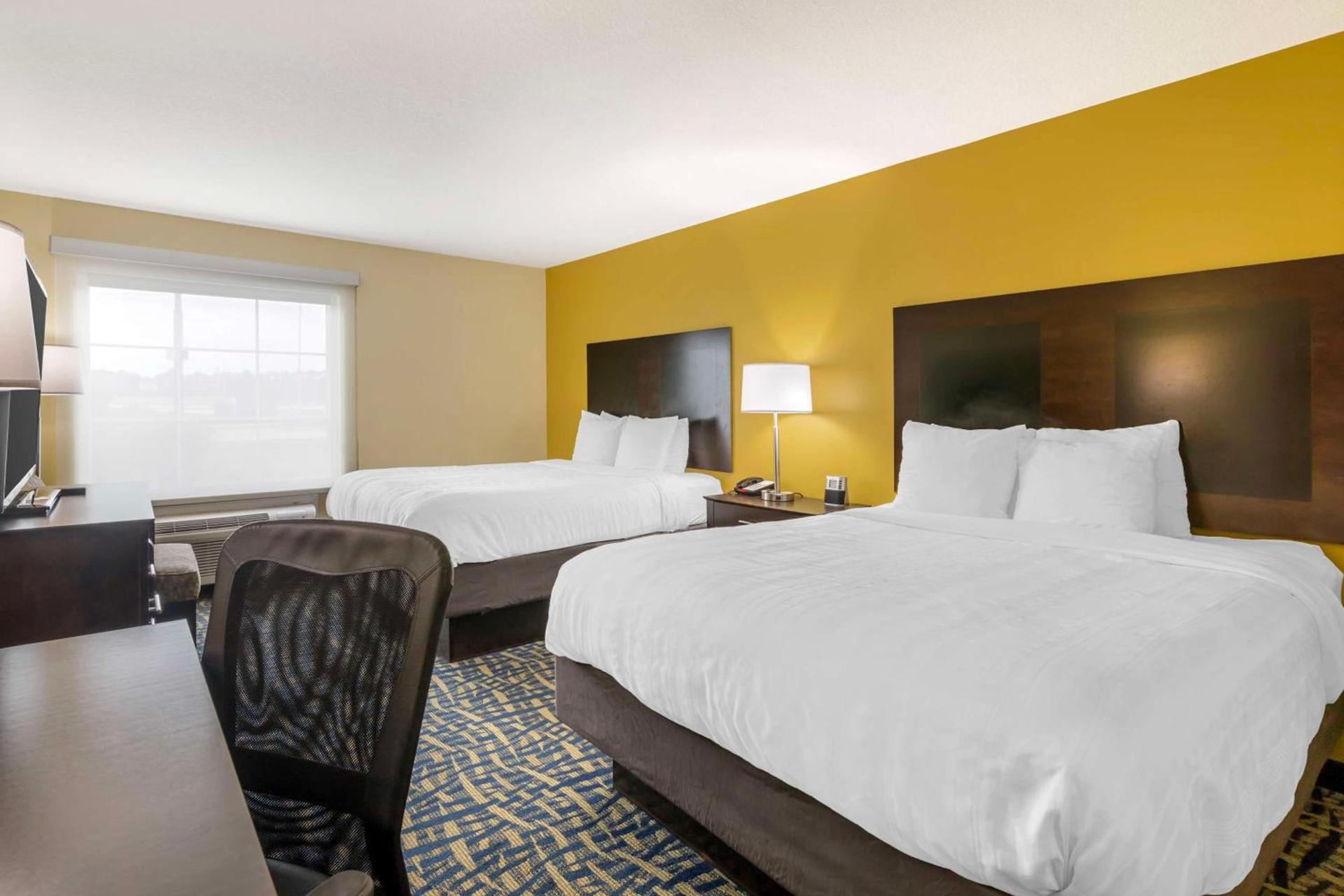 Best Western Plus Brunswick Inn & Suites photo 19