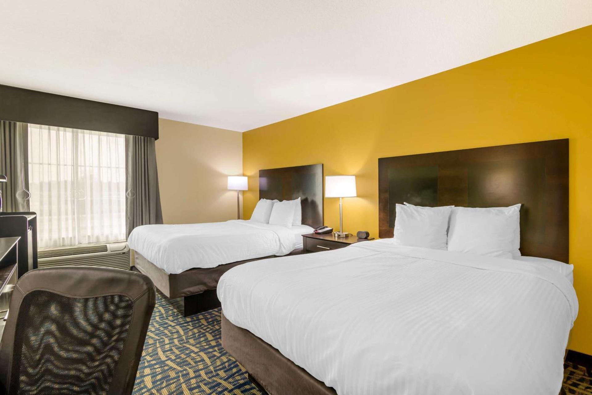 Best Western Plus Brunswick Inn & Suites photo 21