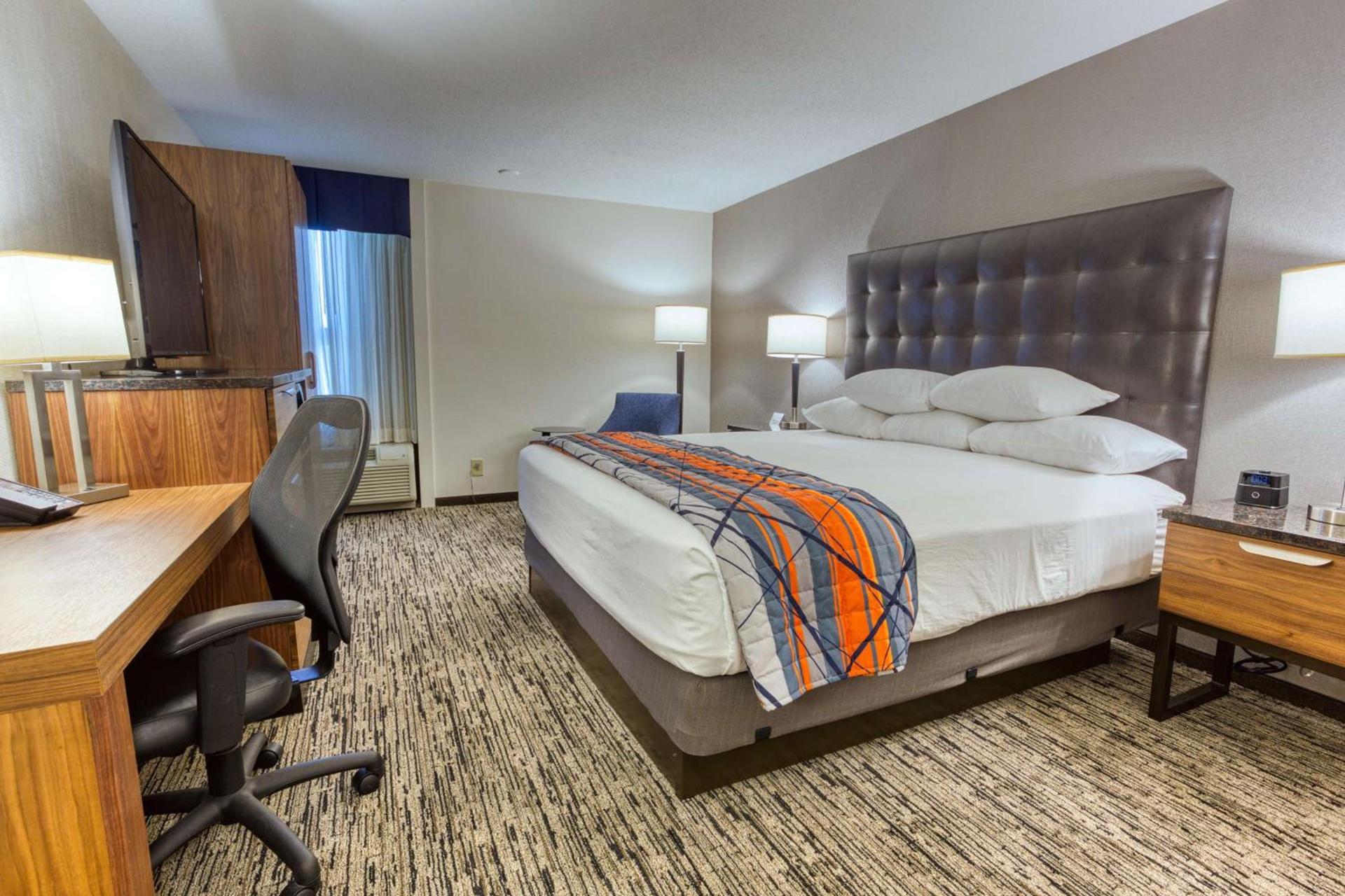 Drury Inn and Suites St Louis Collinsville photo 13