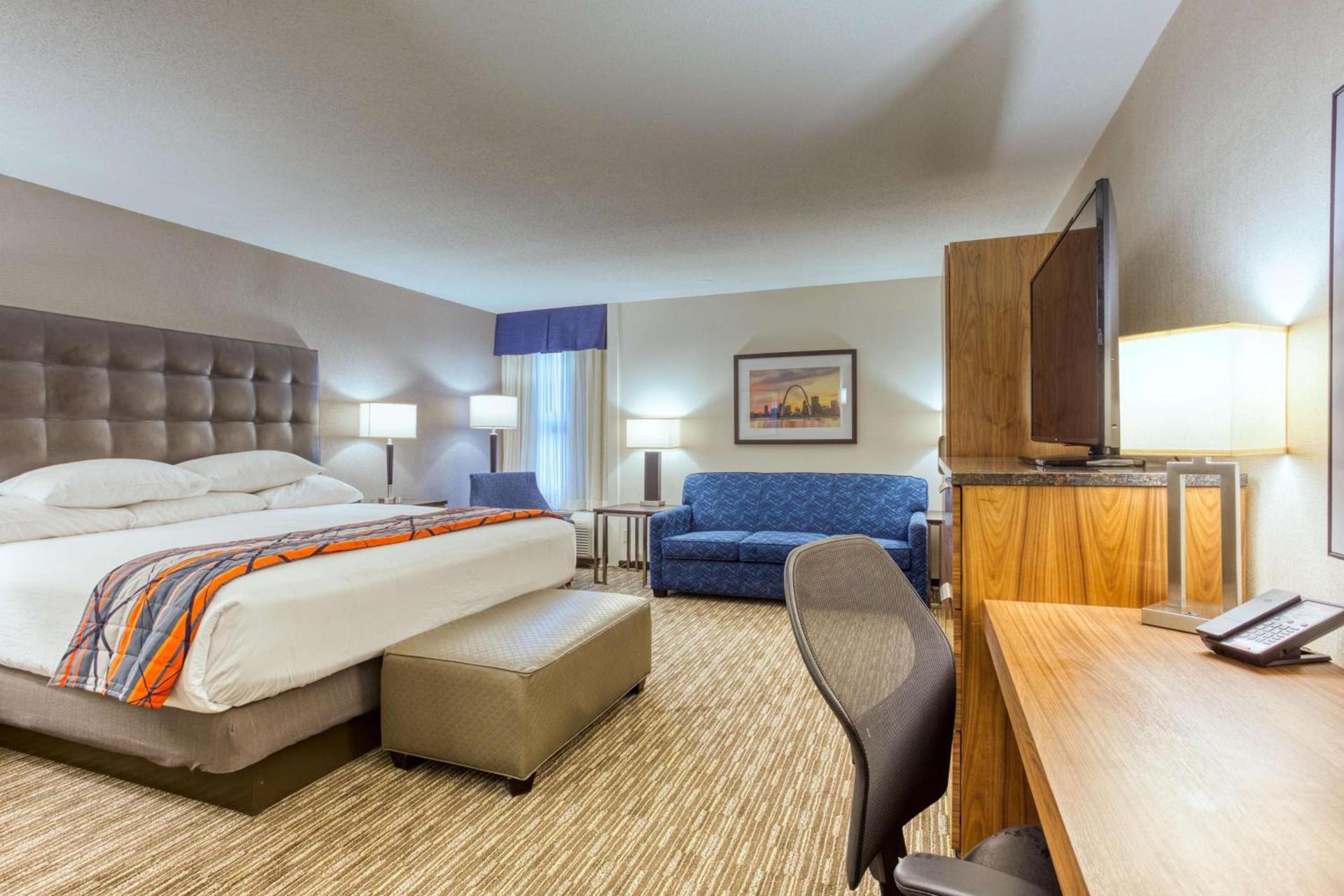 Drury Inn and Suites St Louis Collinsville photo 17