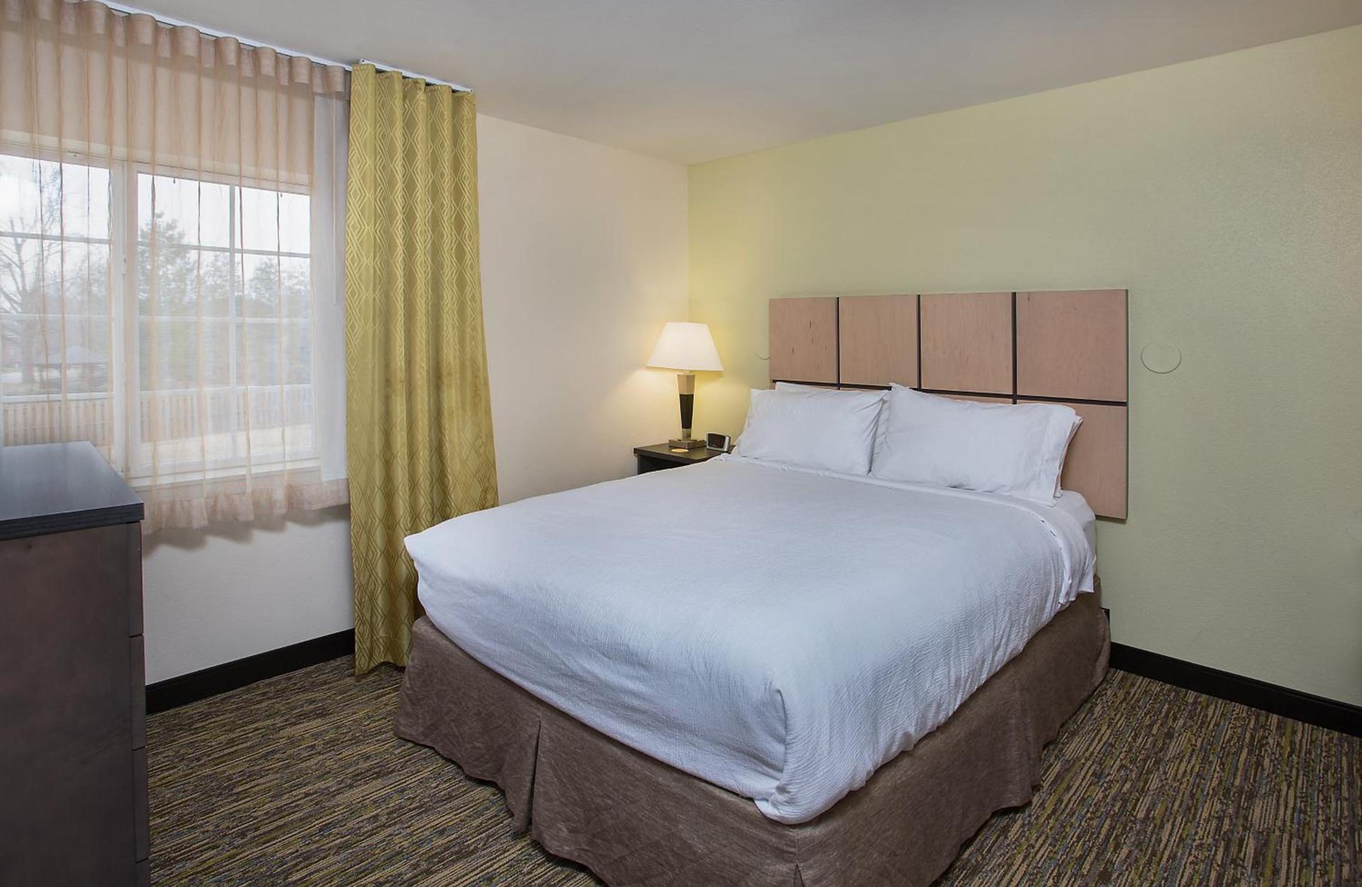 Candlewood Suites Bowling Green by IHG photo 23