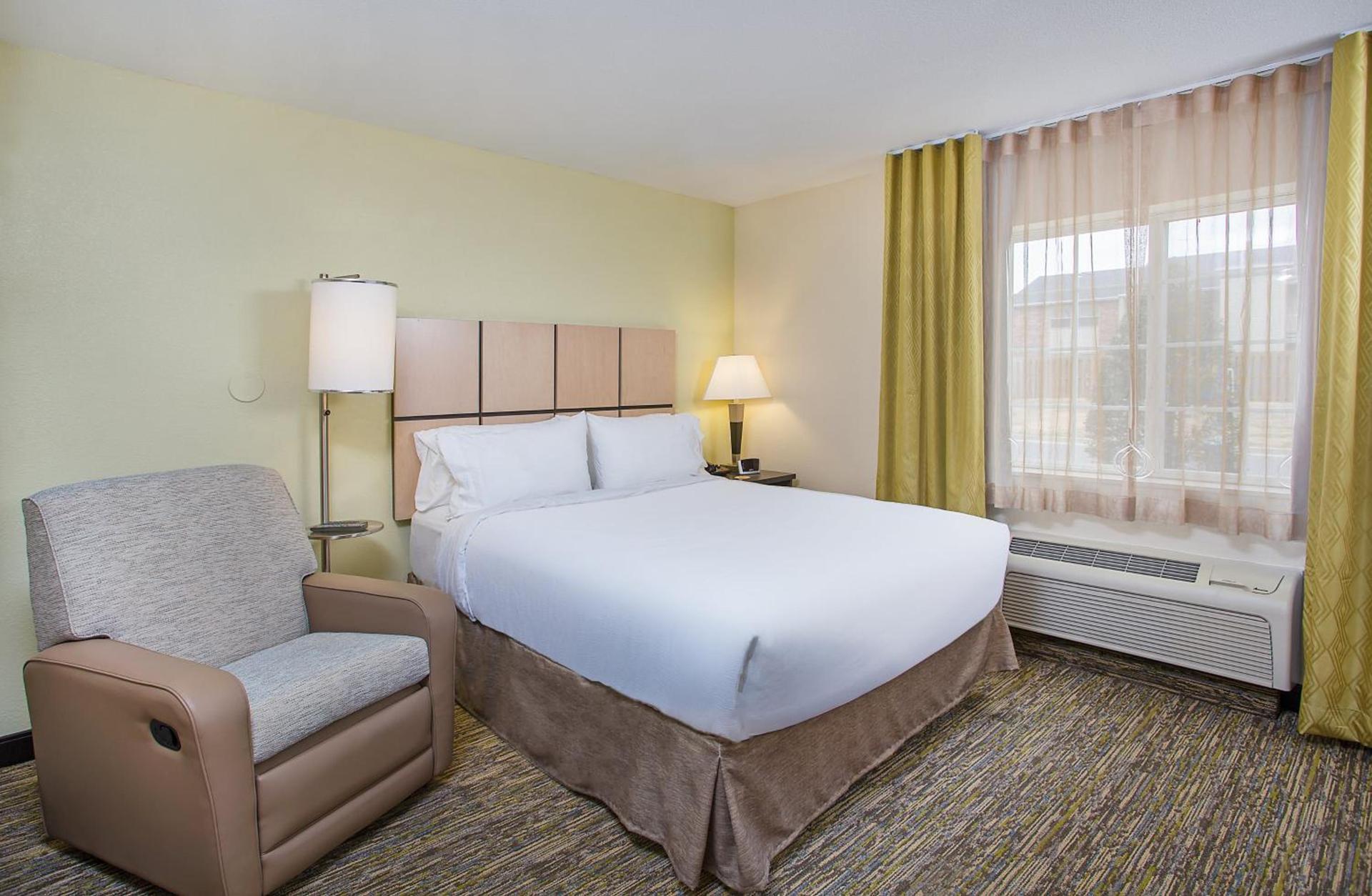Candlewood Suites Bowling Green by IHG photo 22