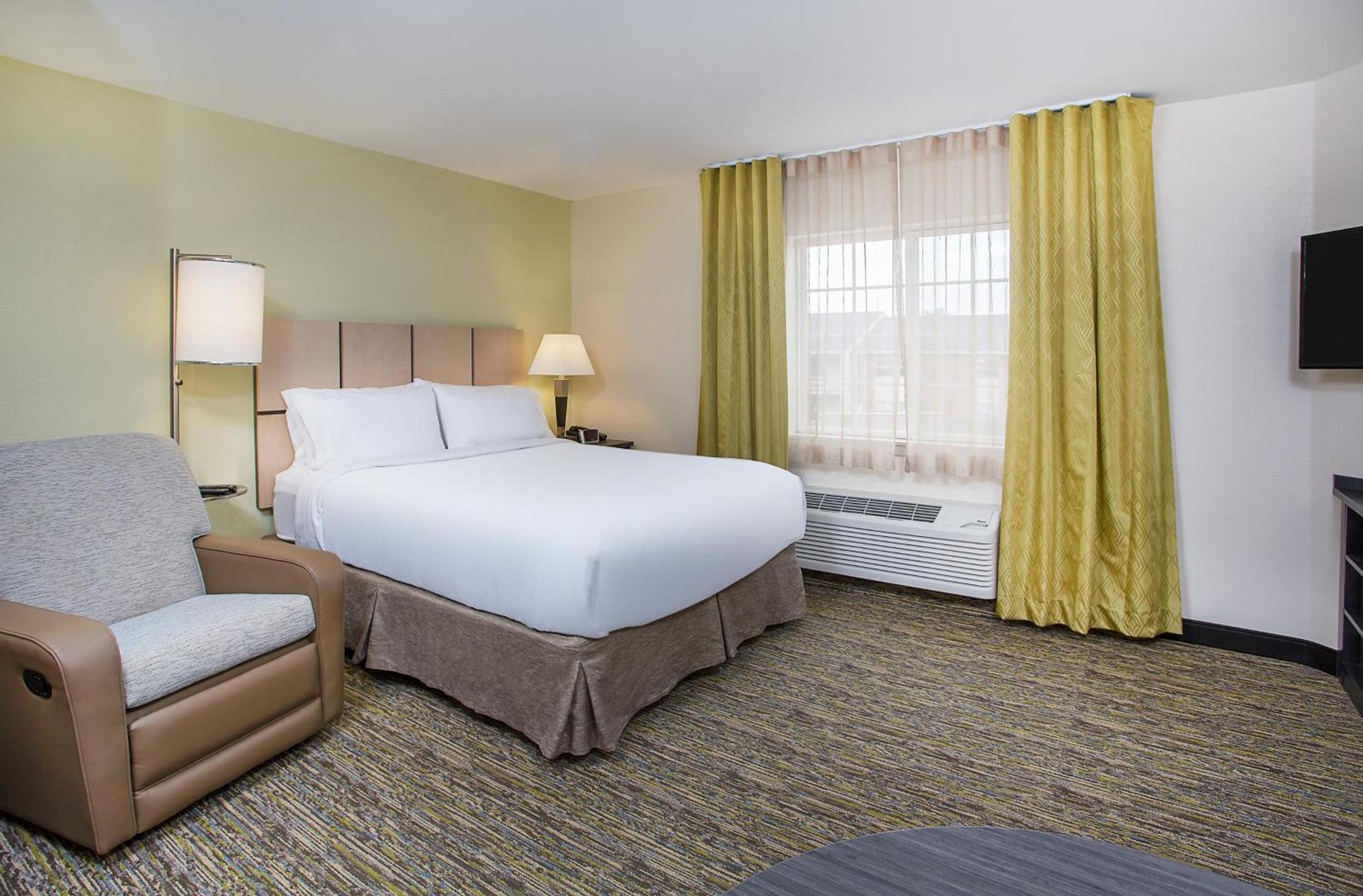 Candlewood Suites Bowling Green by IHG photo 24