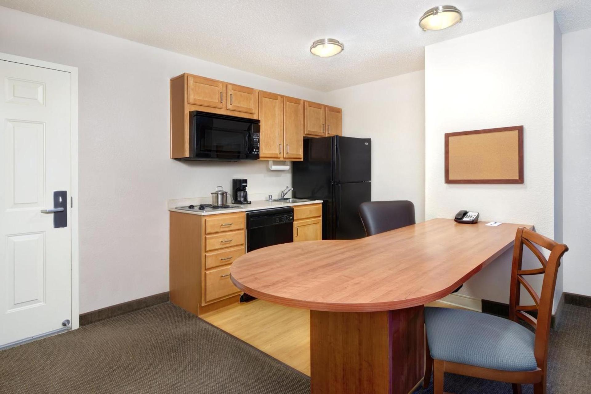 Candlewood Suites Kenosha - Pleasant Prairie by IHG photo 5