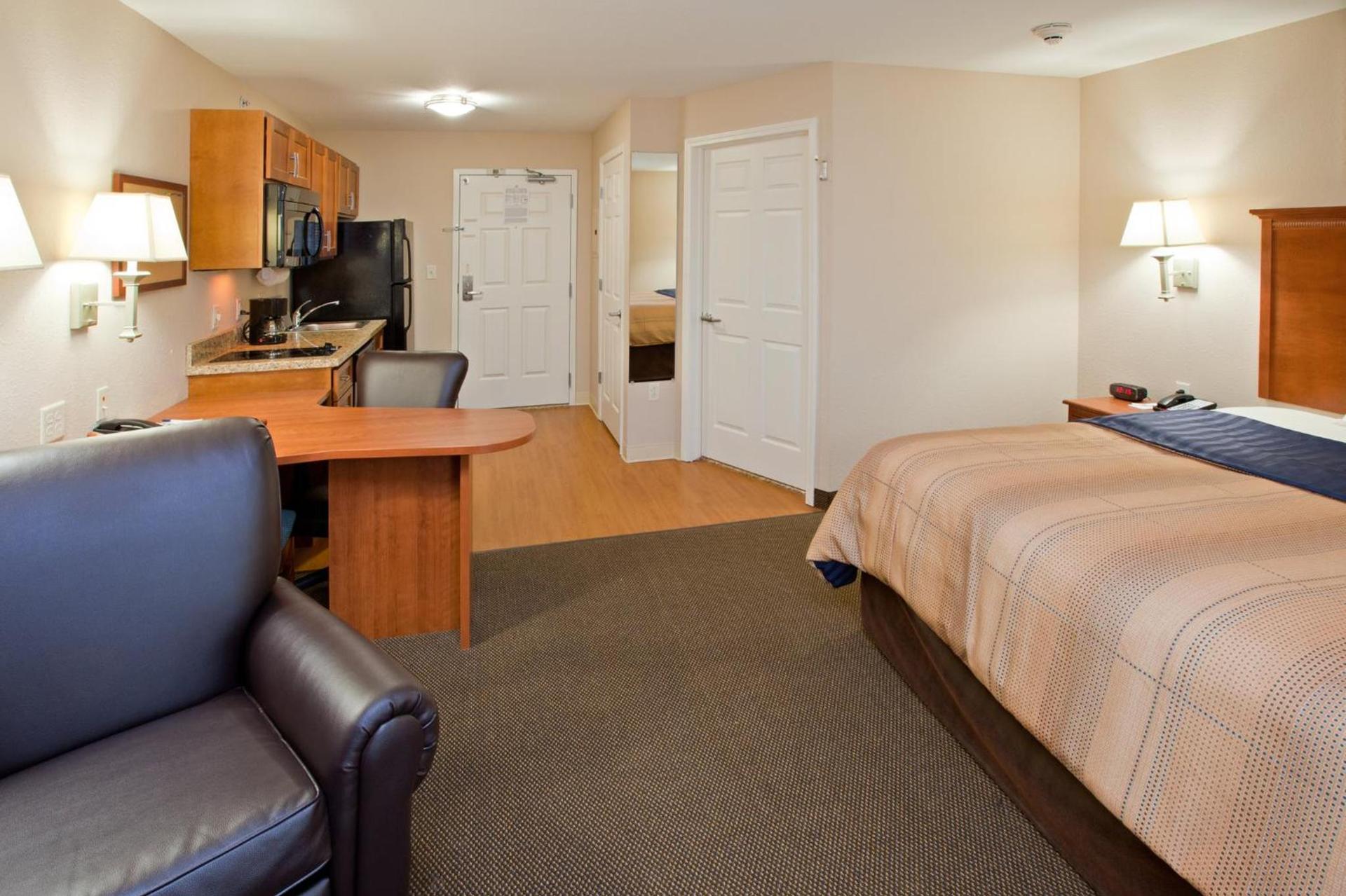 Candlewood Suites Indianapolis East by IHG photo 30
