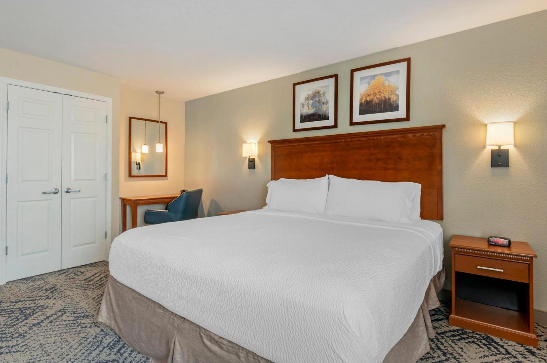 Candlewood Suites Indianapolis East by IHG photo 45