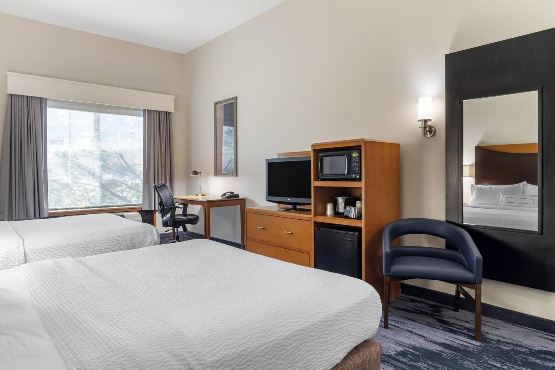 Fairfield Inn & Suites by Marriott Commerce photo 8