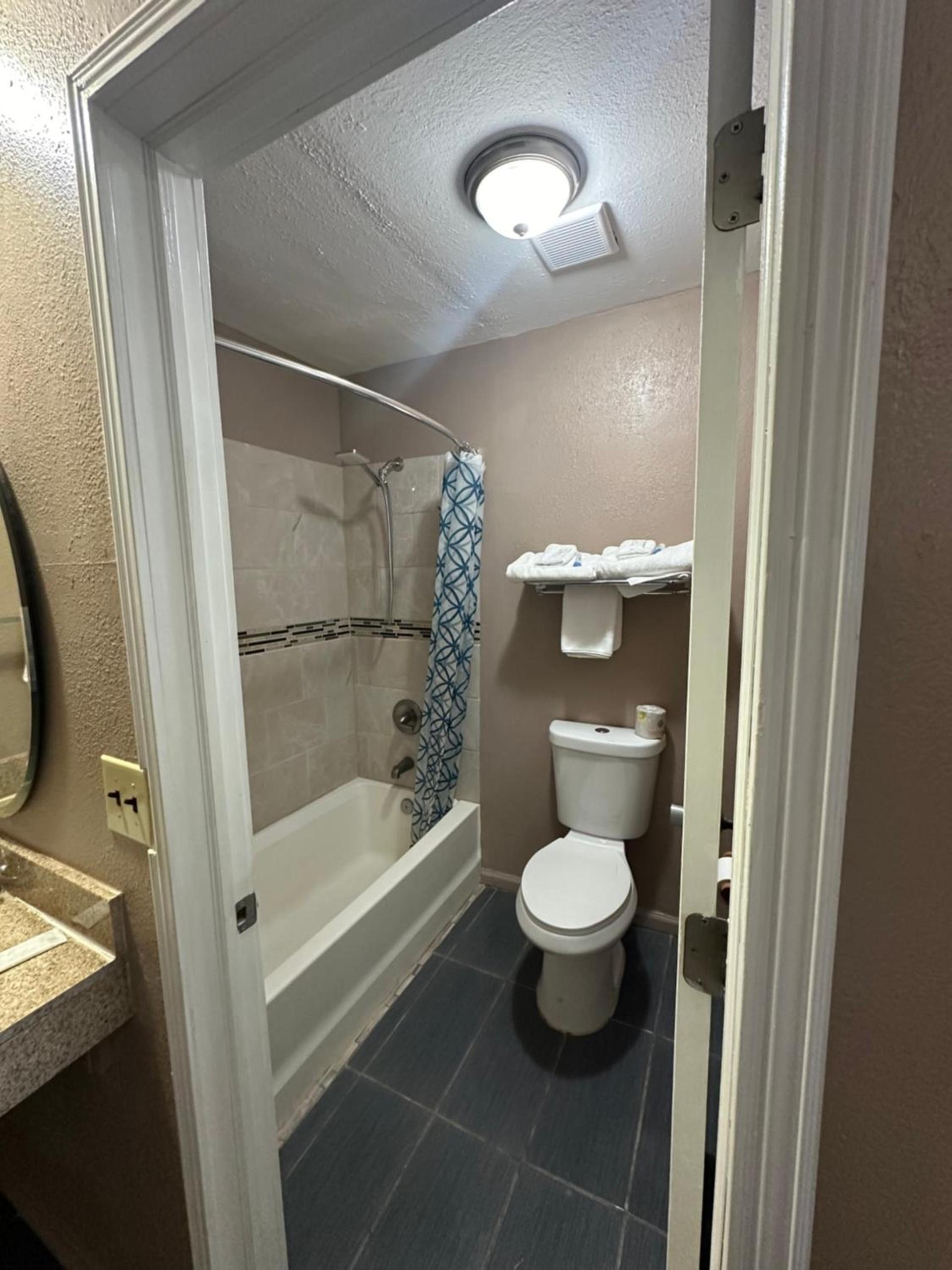 Star Inn photo 15