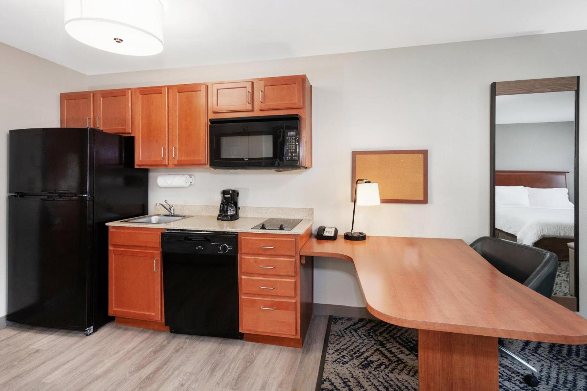 Candlewood Suites Louisville North by IHG photo 28