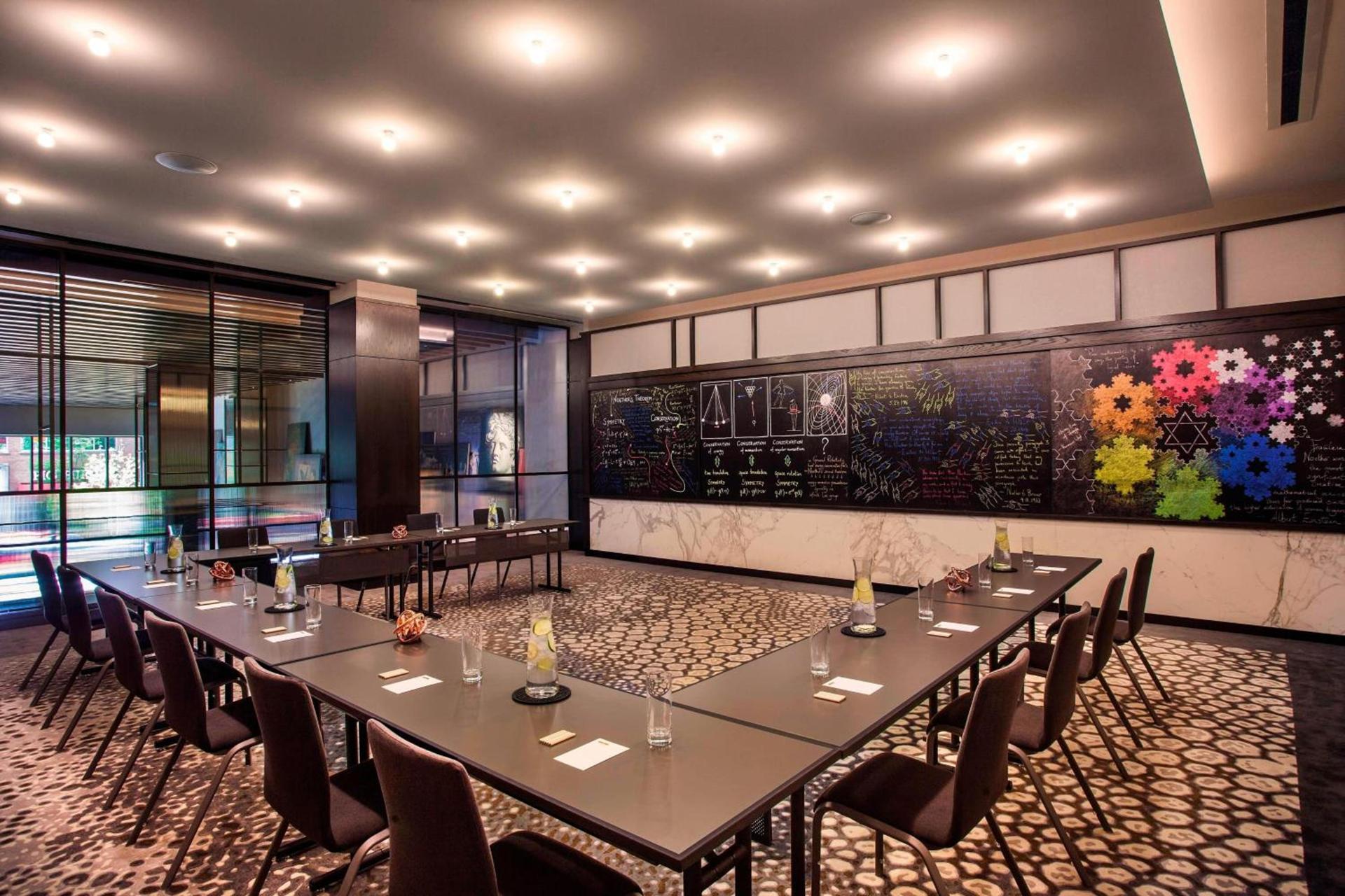 Hotel EMC2, Autograph Collection photo 24