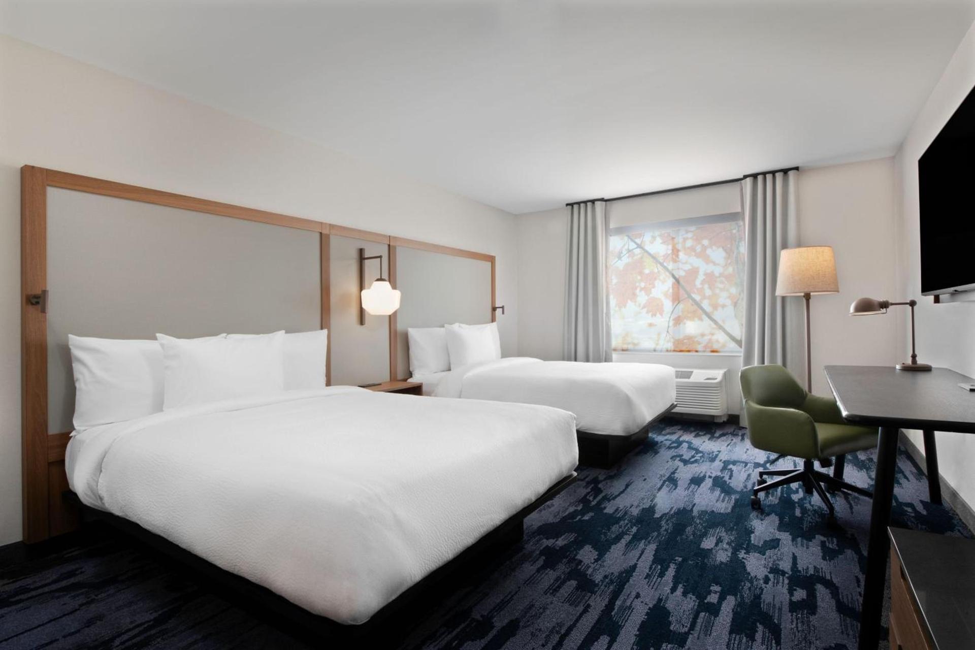 Fairfield by Marriott Inn & Suites Chino photo 11