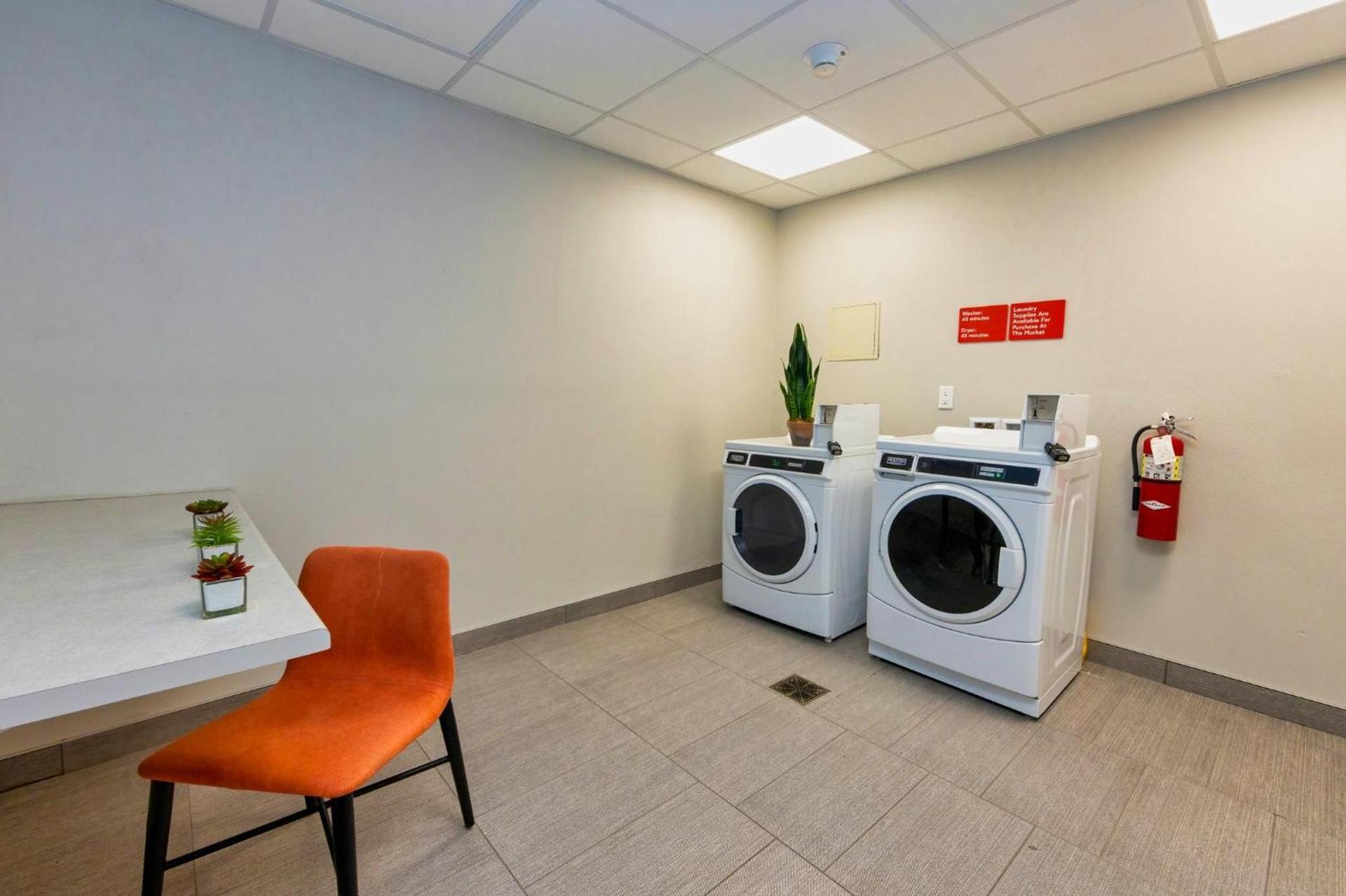 Avid Hotels - Denver Airport Area by IHG photo 38