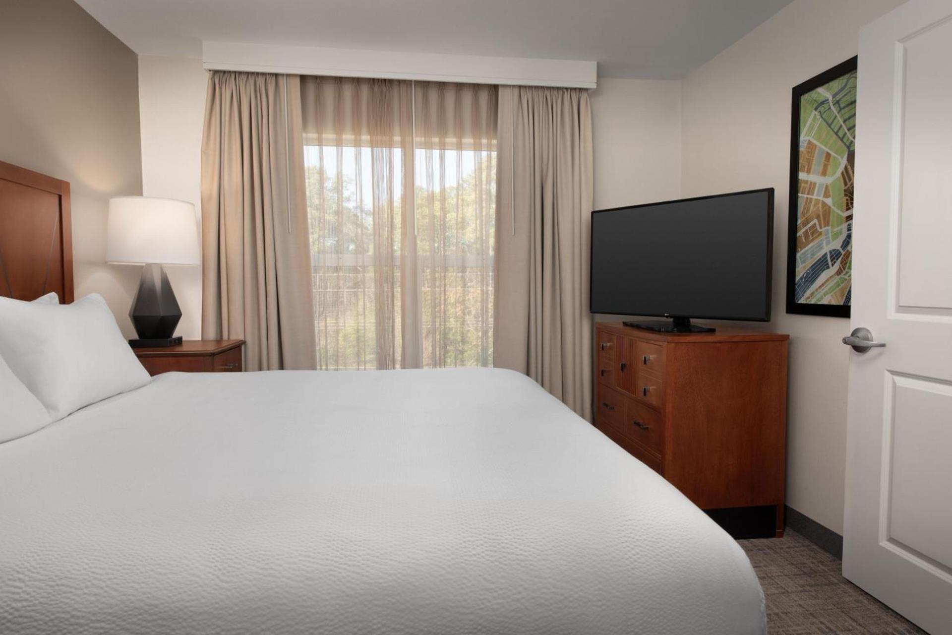 Residence Inn by Marriott Fayetteville Cross Creek photo 7