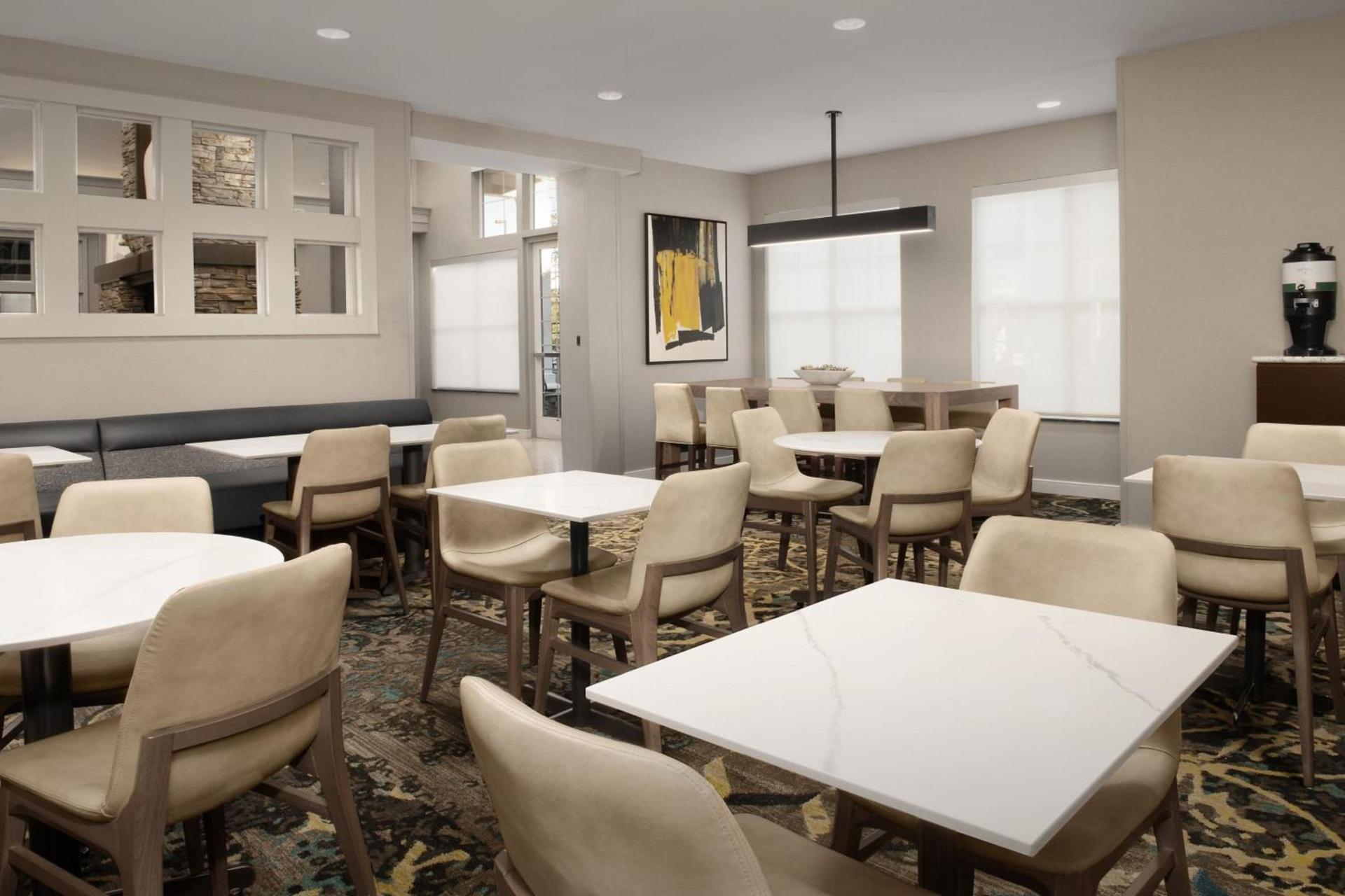Residence Inn by Marriott Fayetteville Cross Creek photo 24