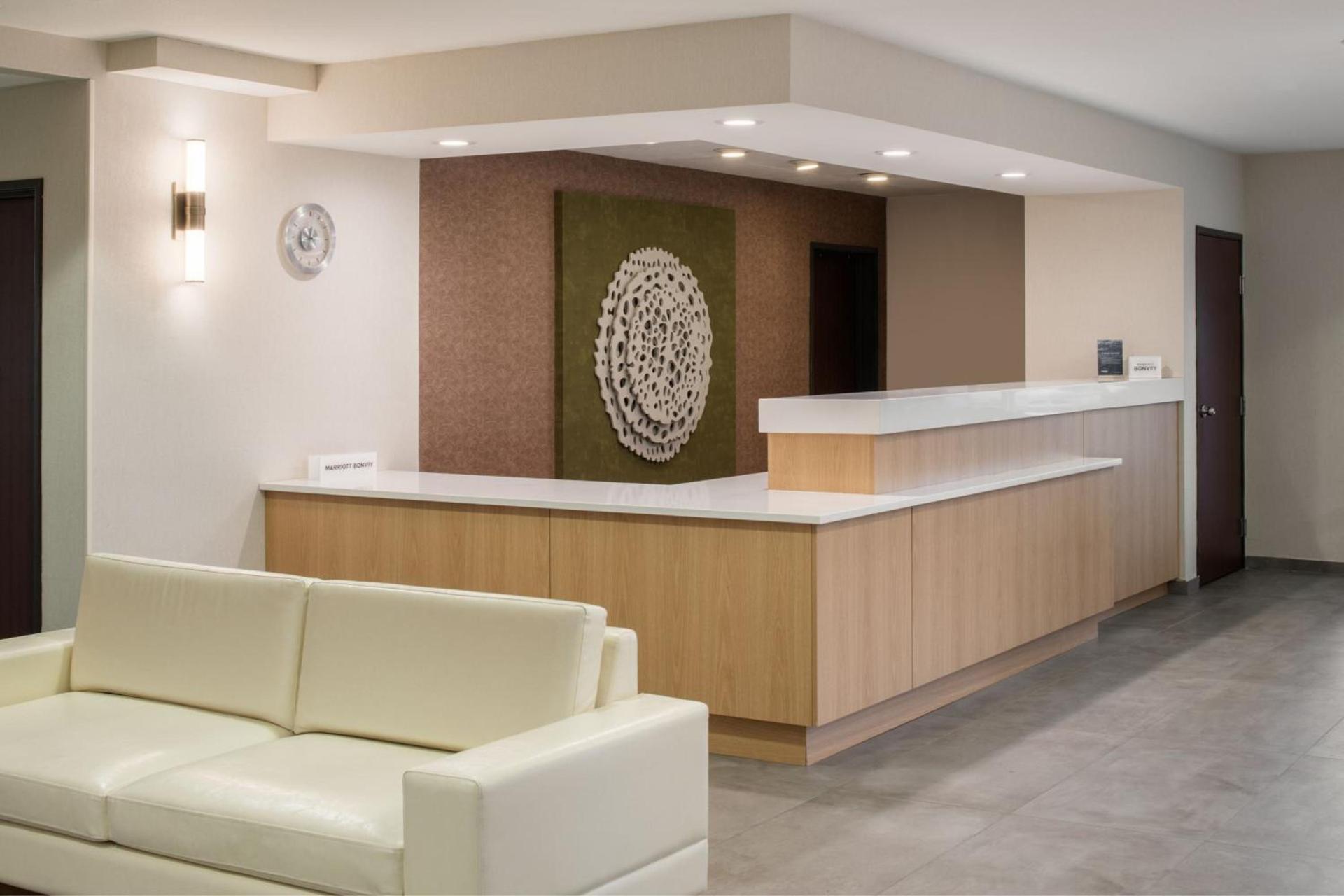 Fairfield Inn & Suites by Marriott Portland Airport photo 2