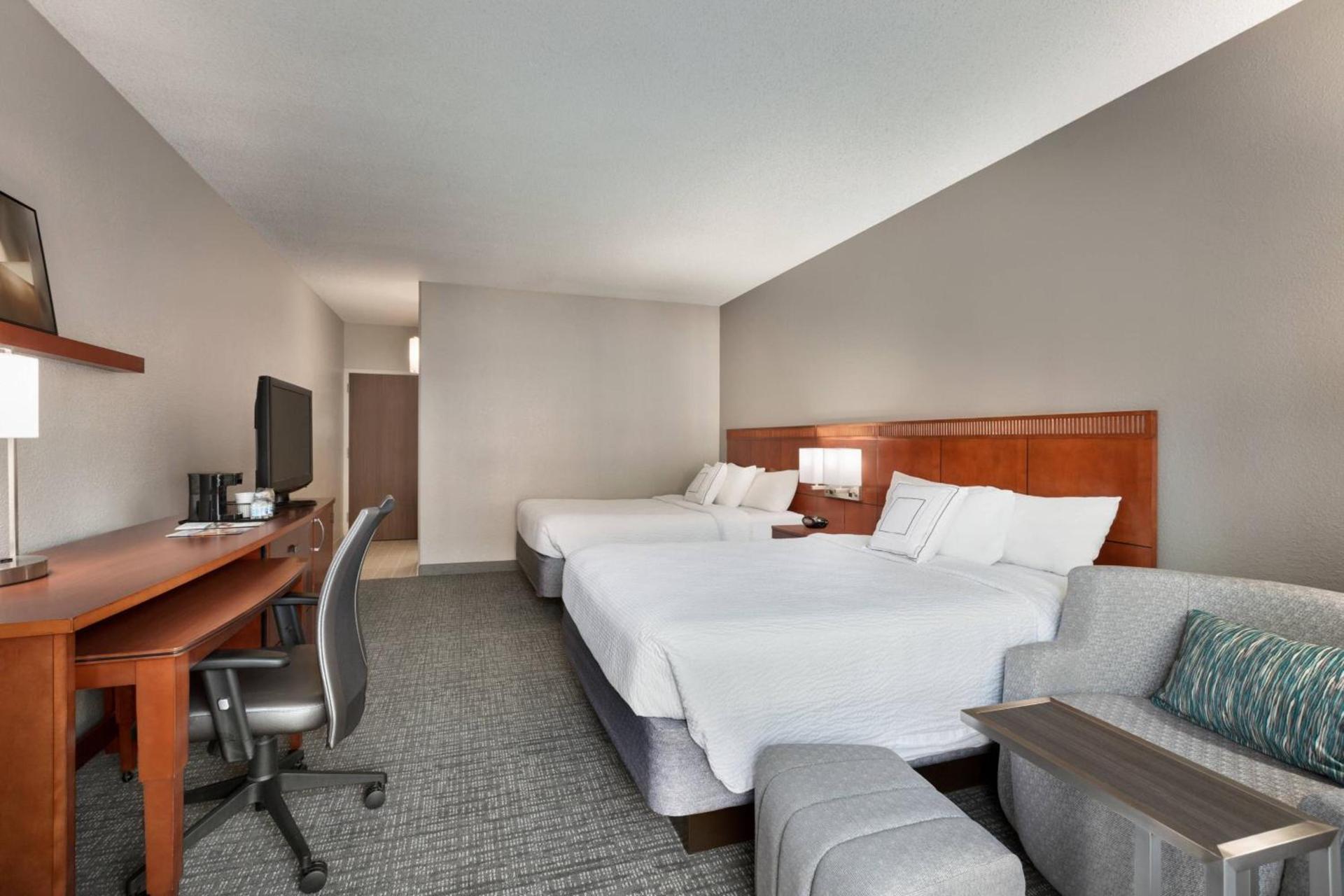 Courtyard by Marriott Fort Myers Cape Coral photo 10