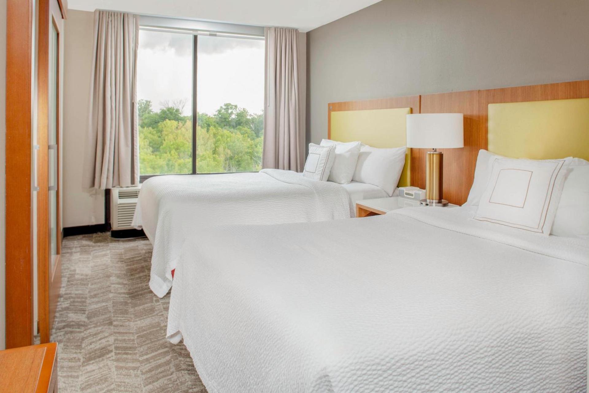 SpringHill Suites Cincinnati North Forest Park photo 7