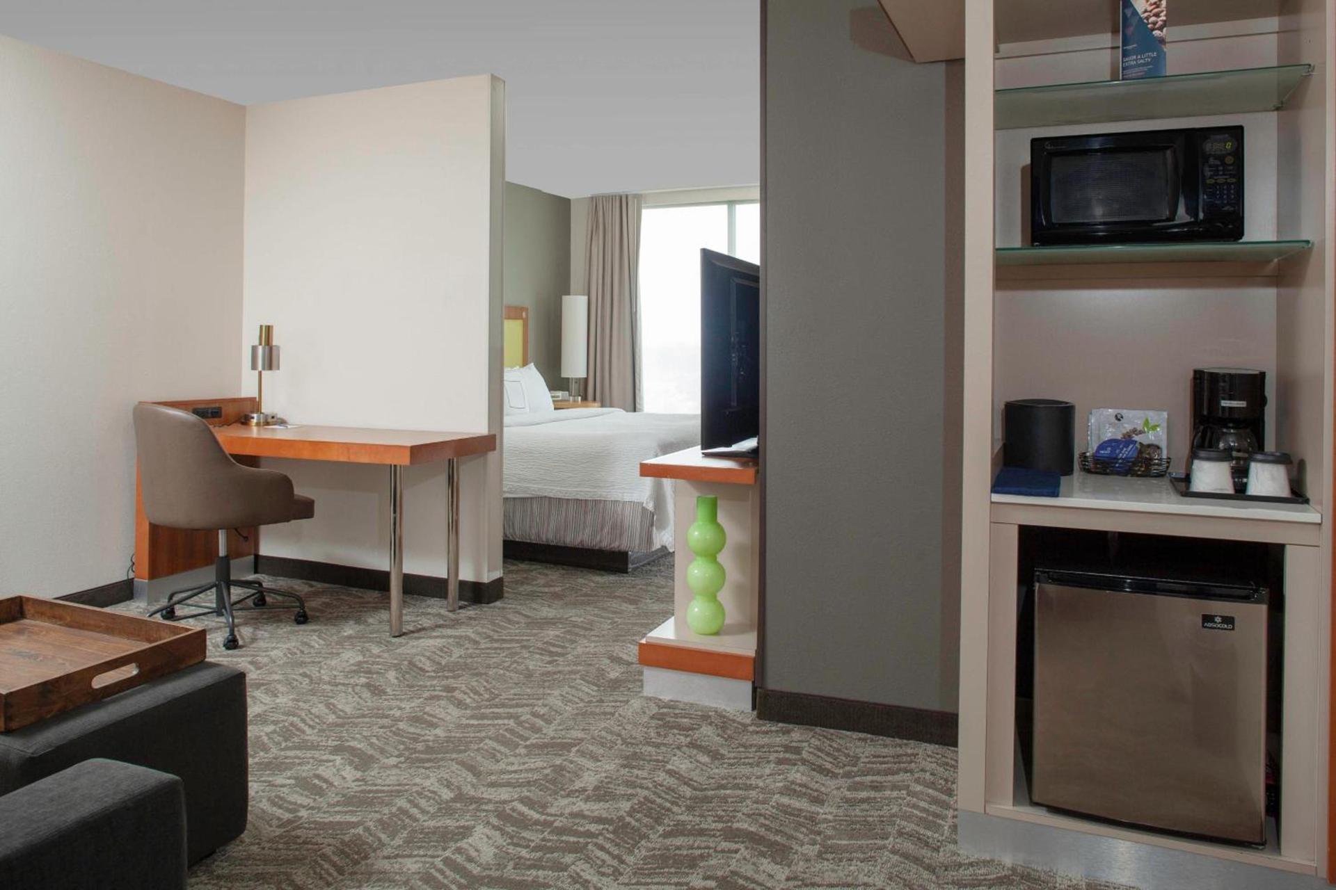 SpringHill Suites Cincinnati North Forest Park photo 8