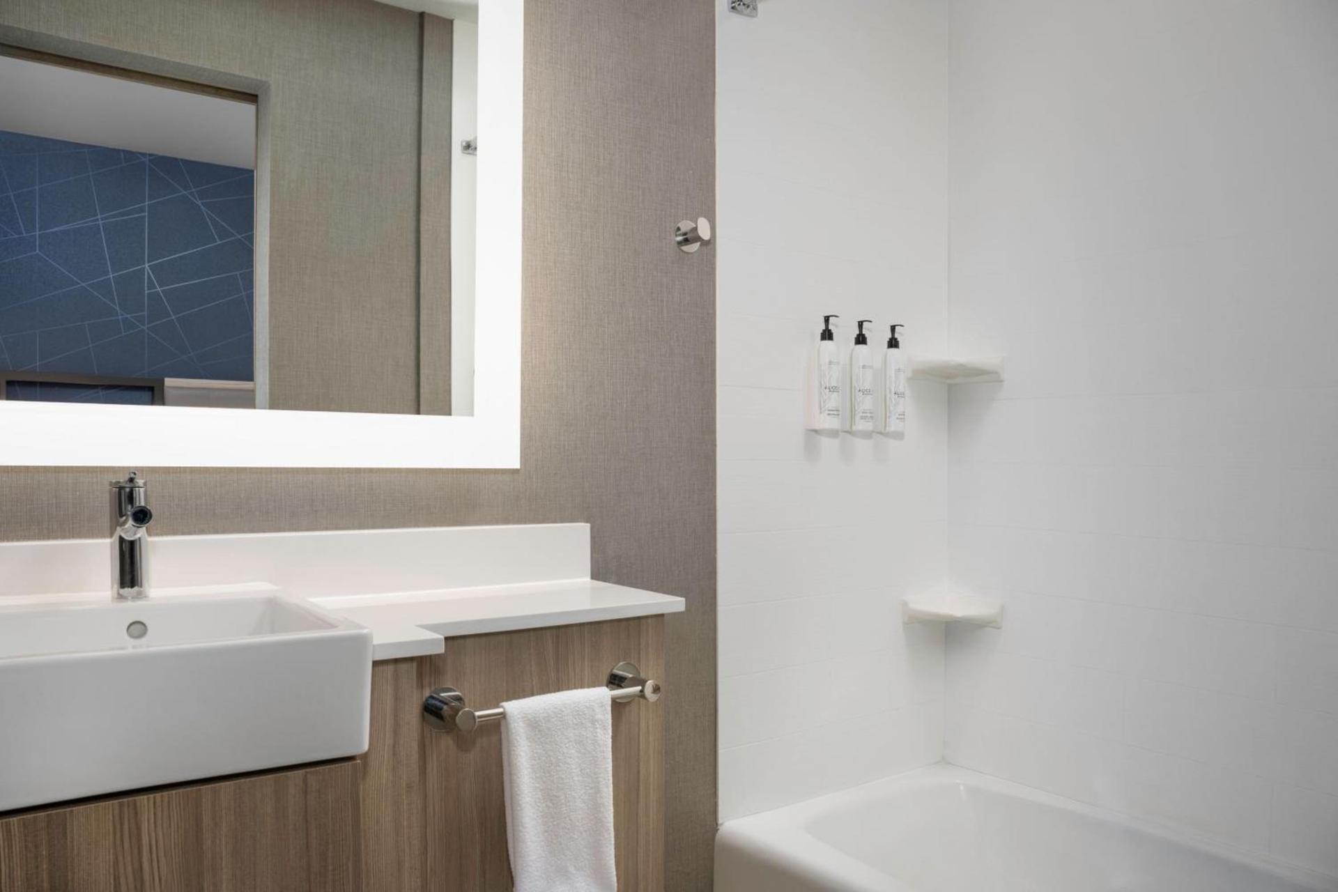 SpringHill Suites by Marriott Birmingham Gardendale photo 17