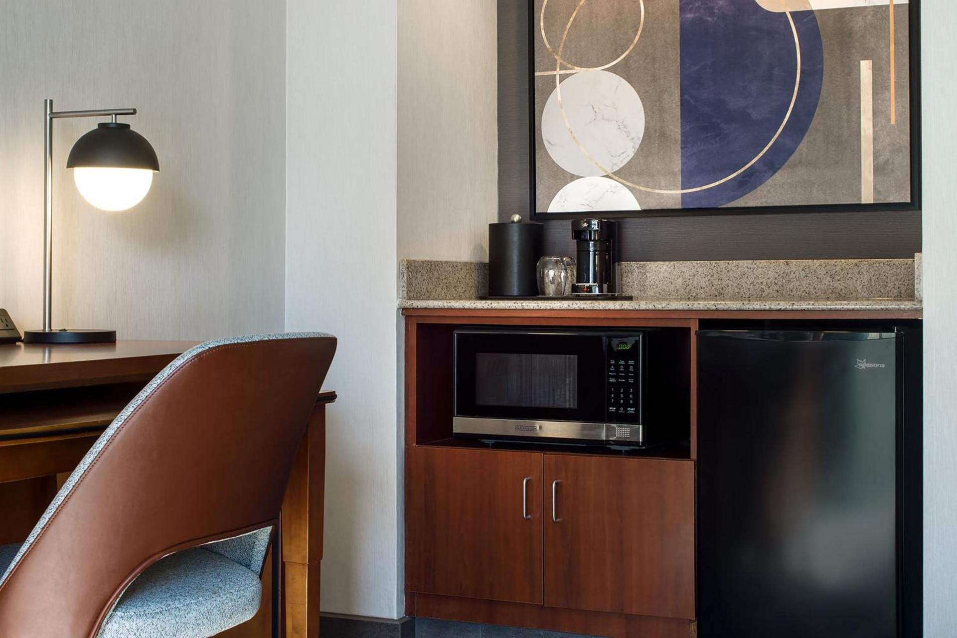 Courtyard by Marriott Phoenix North photo 20