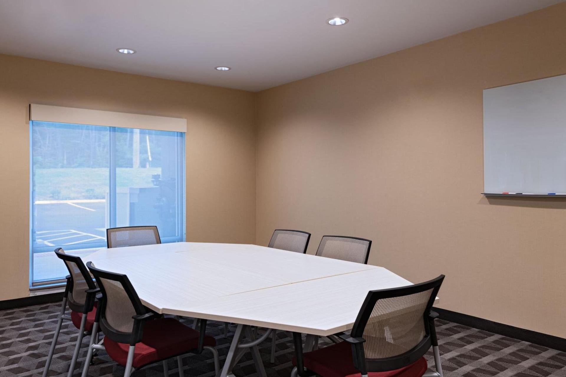 TownePlace Suites by Marriott Edgewood Aberdeen photo 27