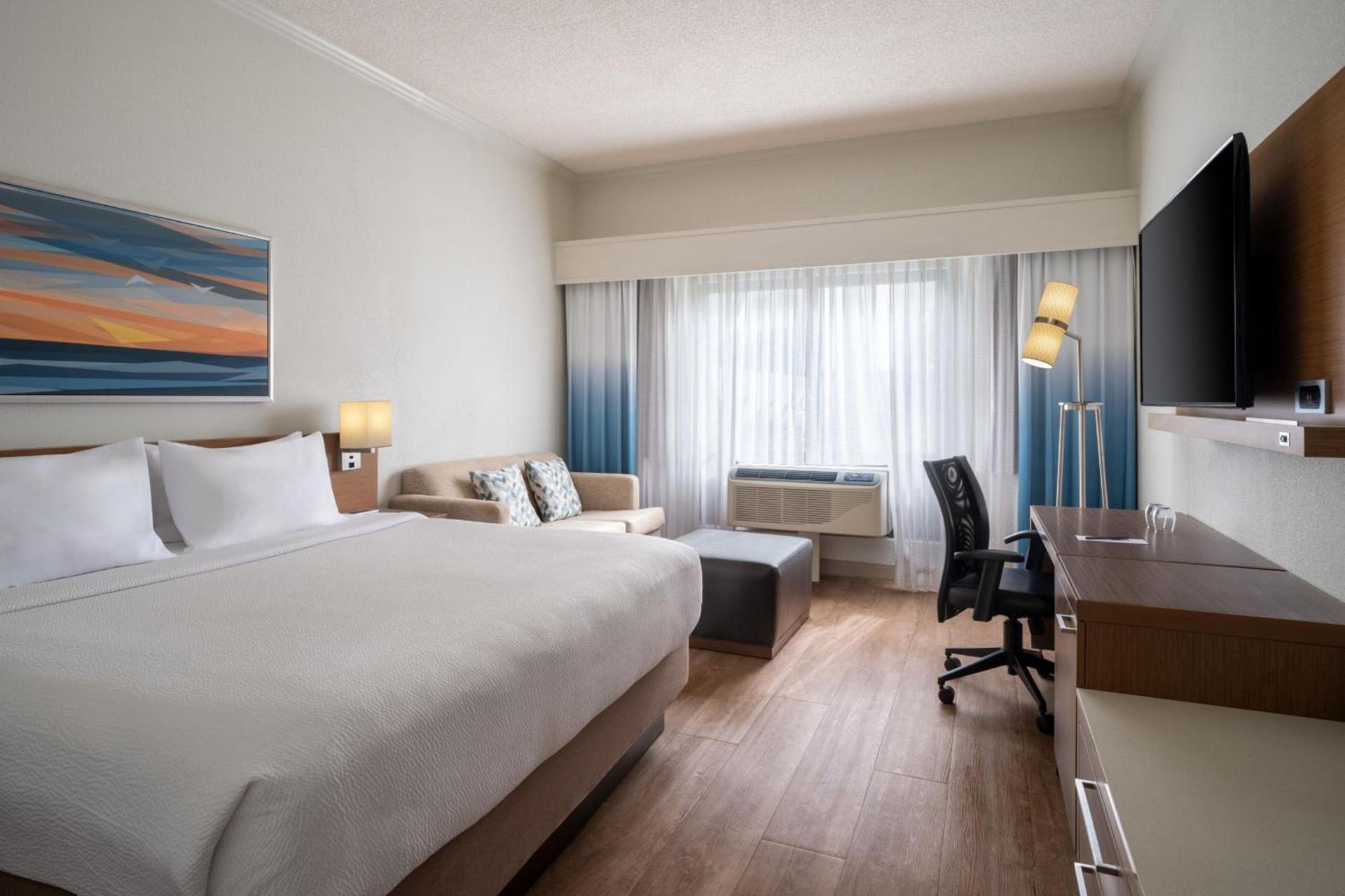 Courtyard by Marriott - Naples photo 38