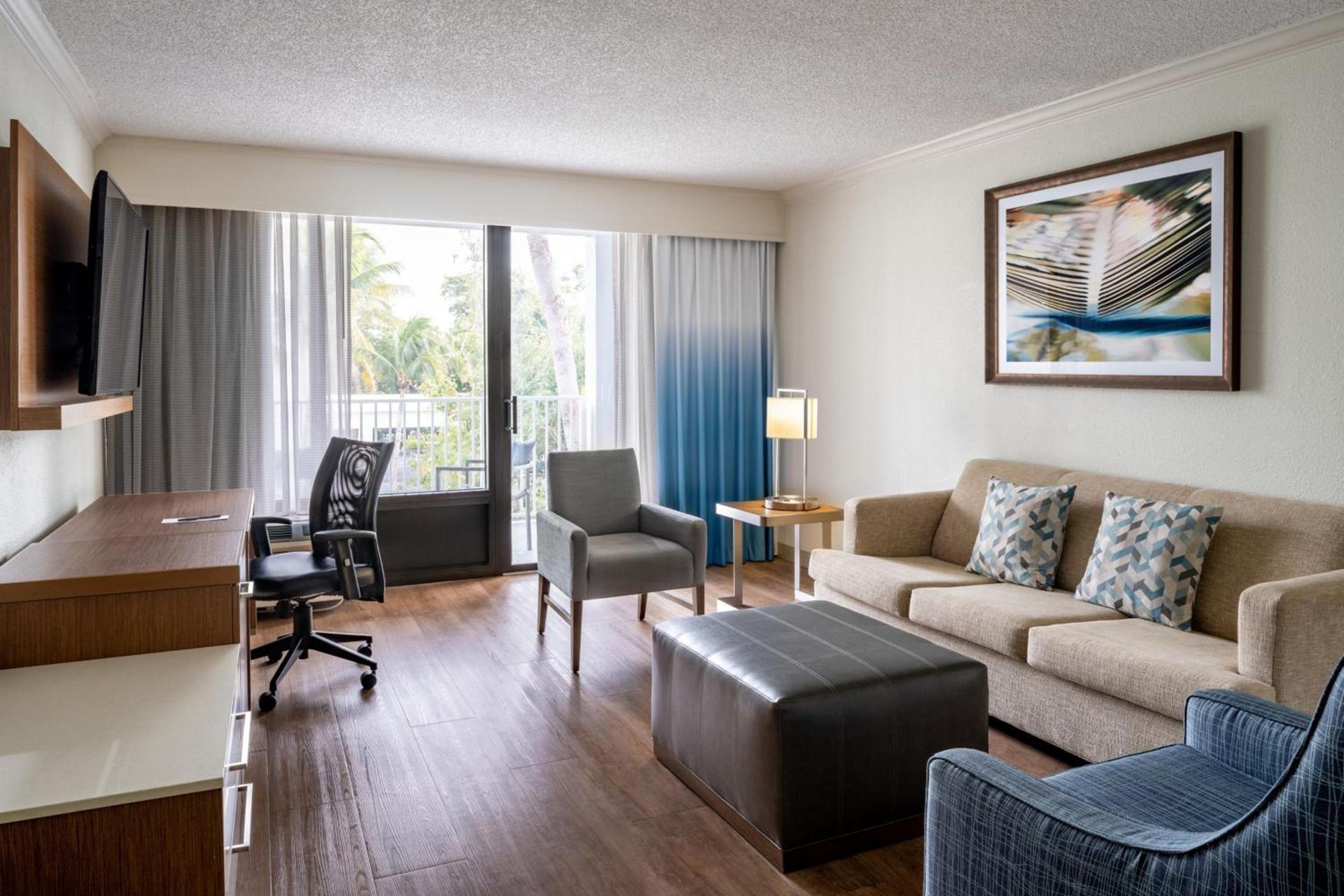 Courtyard by Marriott - Naples photo 40