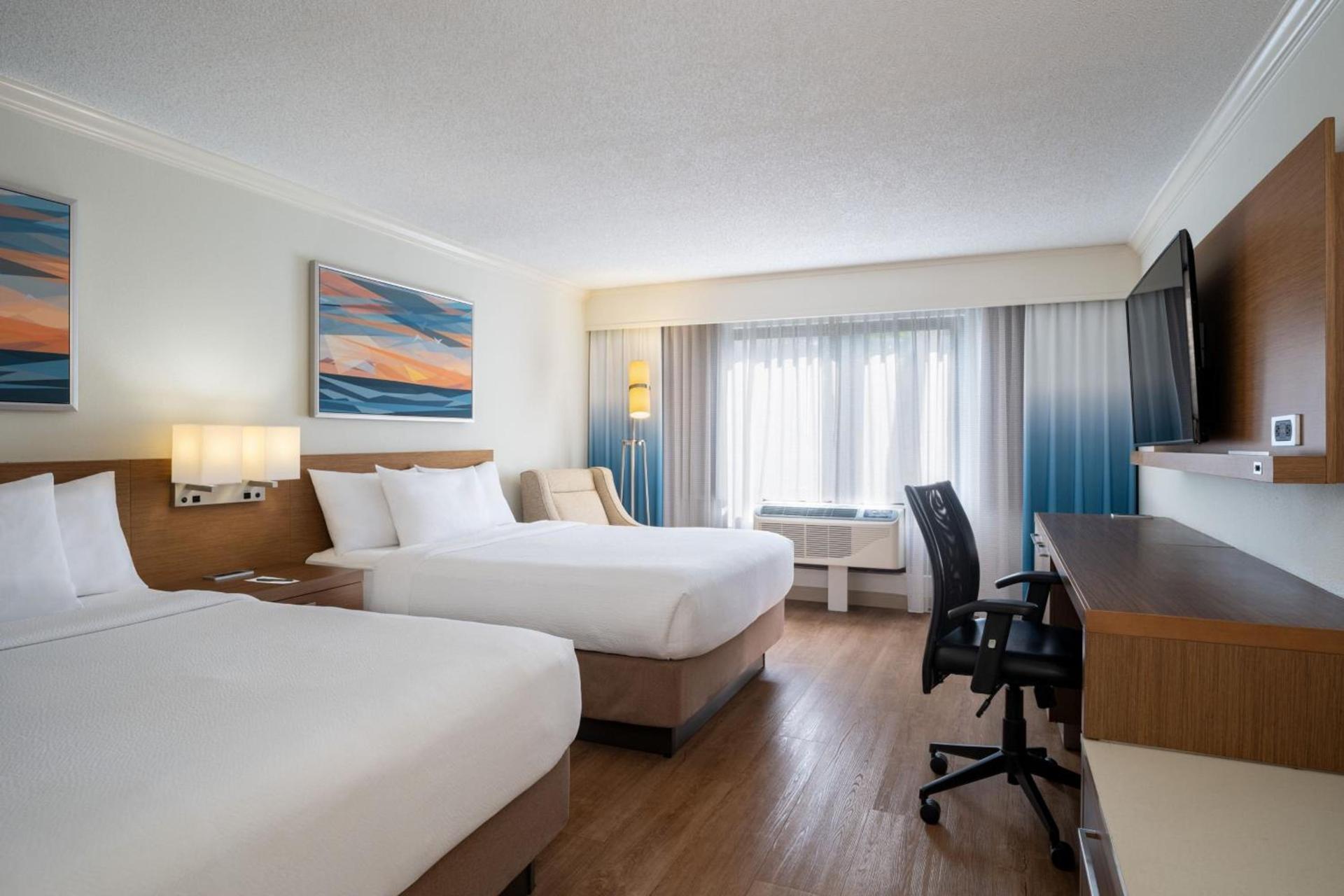 Courtyard by Marriott - Naples photo 43