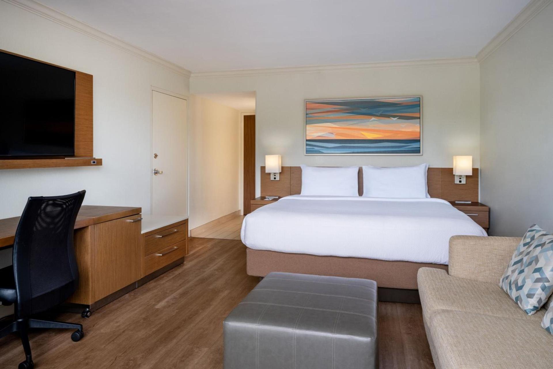 Courtyard by Marriott - Naples photo 44