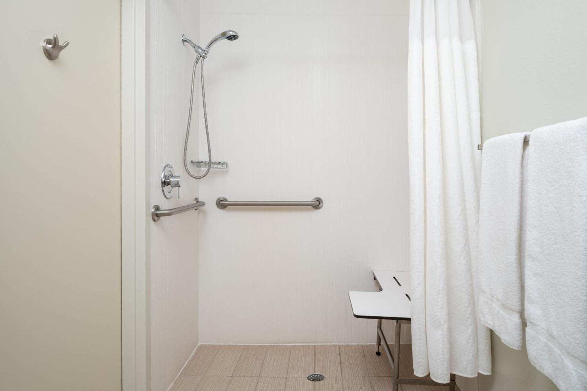 Courtyard by Marriott - Naples photo 51