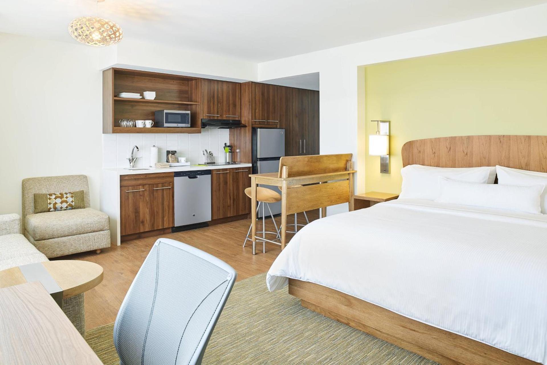Element West Des Moines photo 10